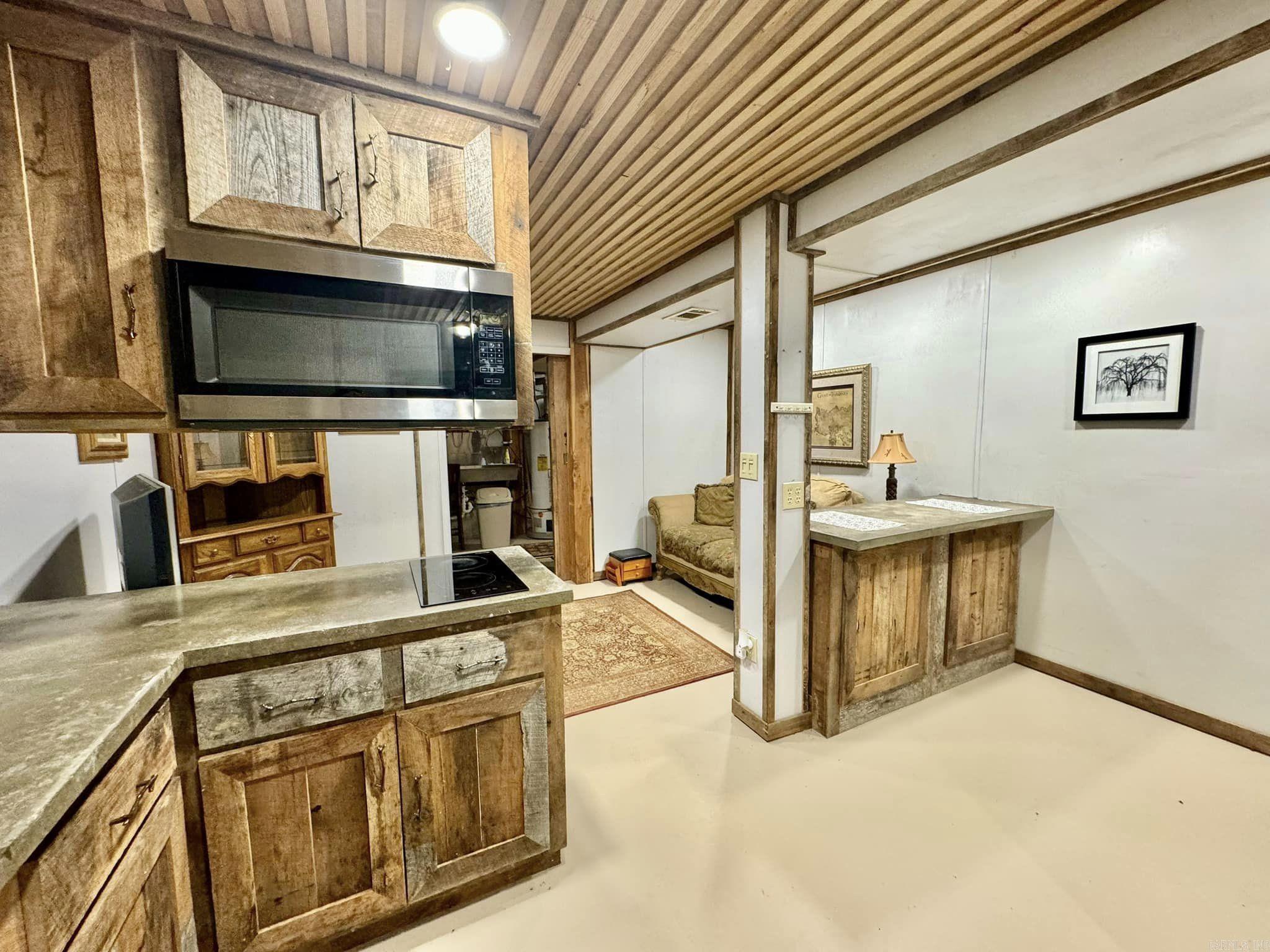1499 Sutterfield Road Fox, AR 72051