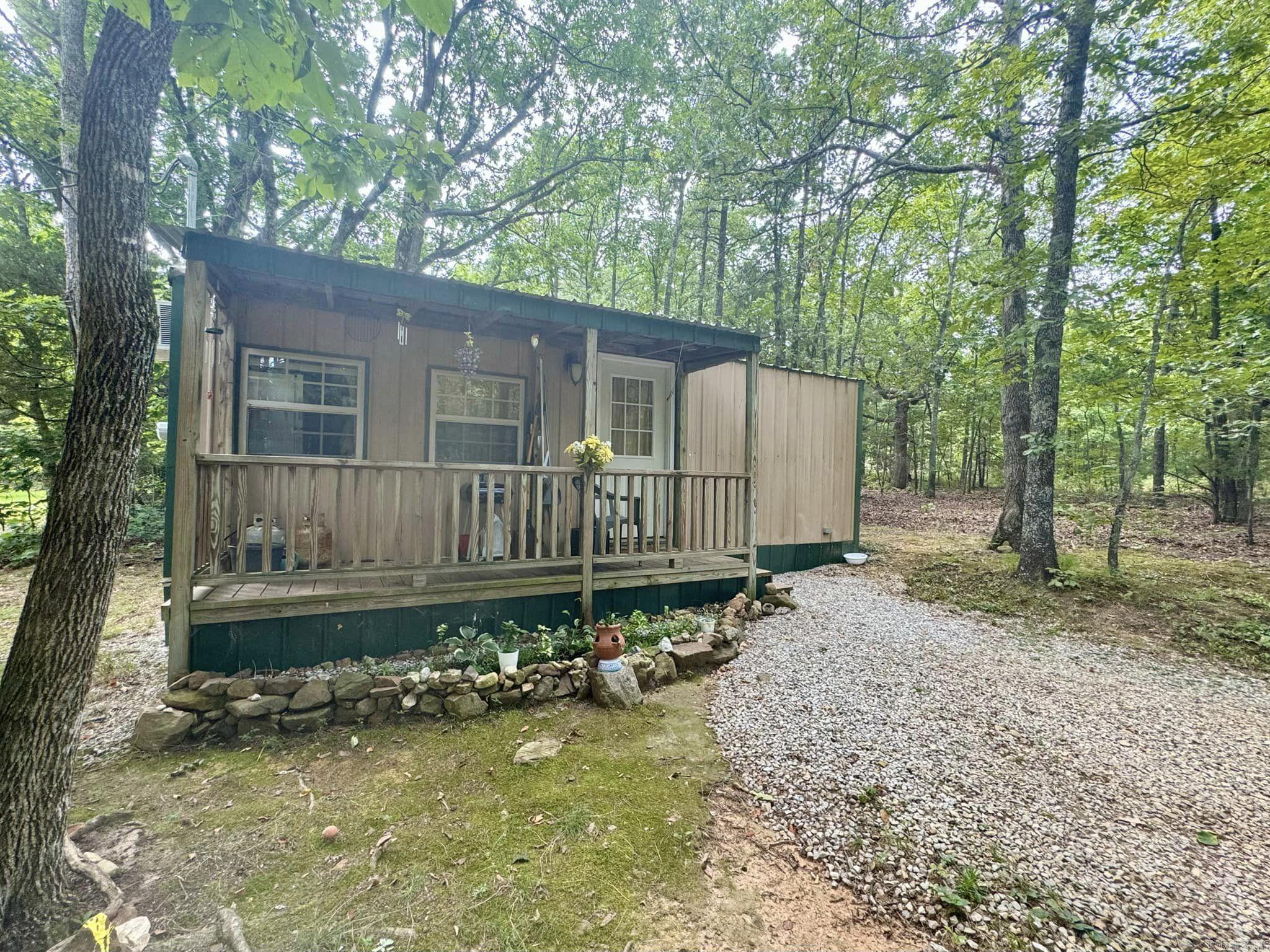 1499 Sutterfield Road Fox, AR 72051