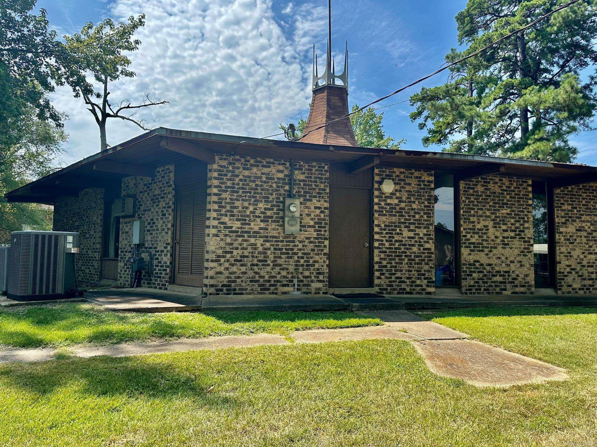 1505 S Main Street  Crossett, AR