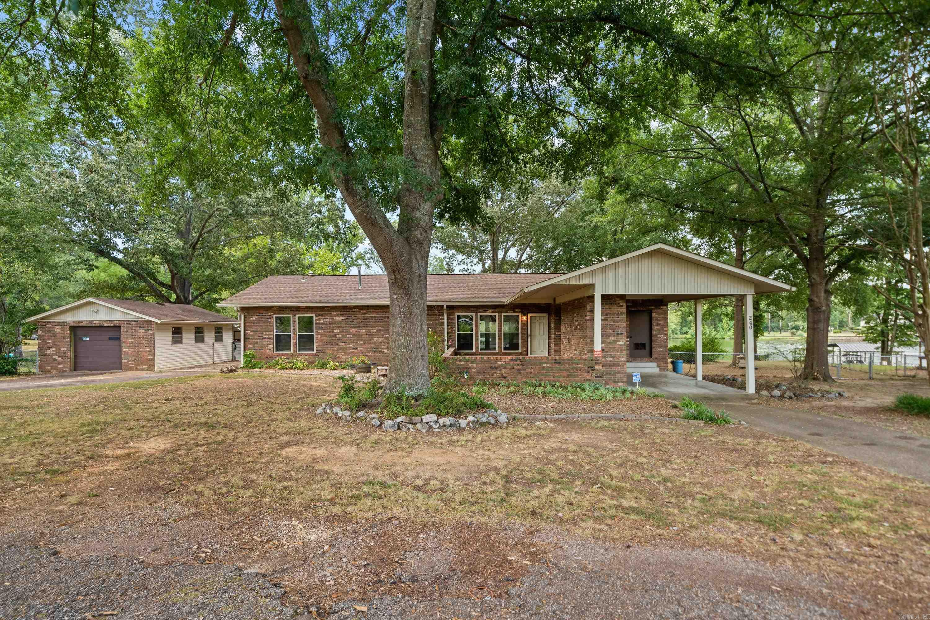 240 William Square Hot Springs, AR 71901