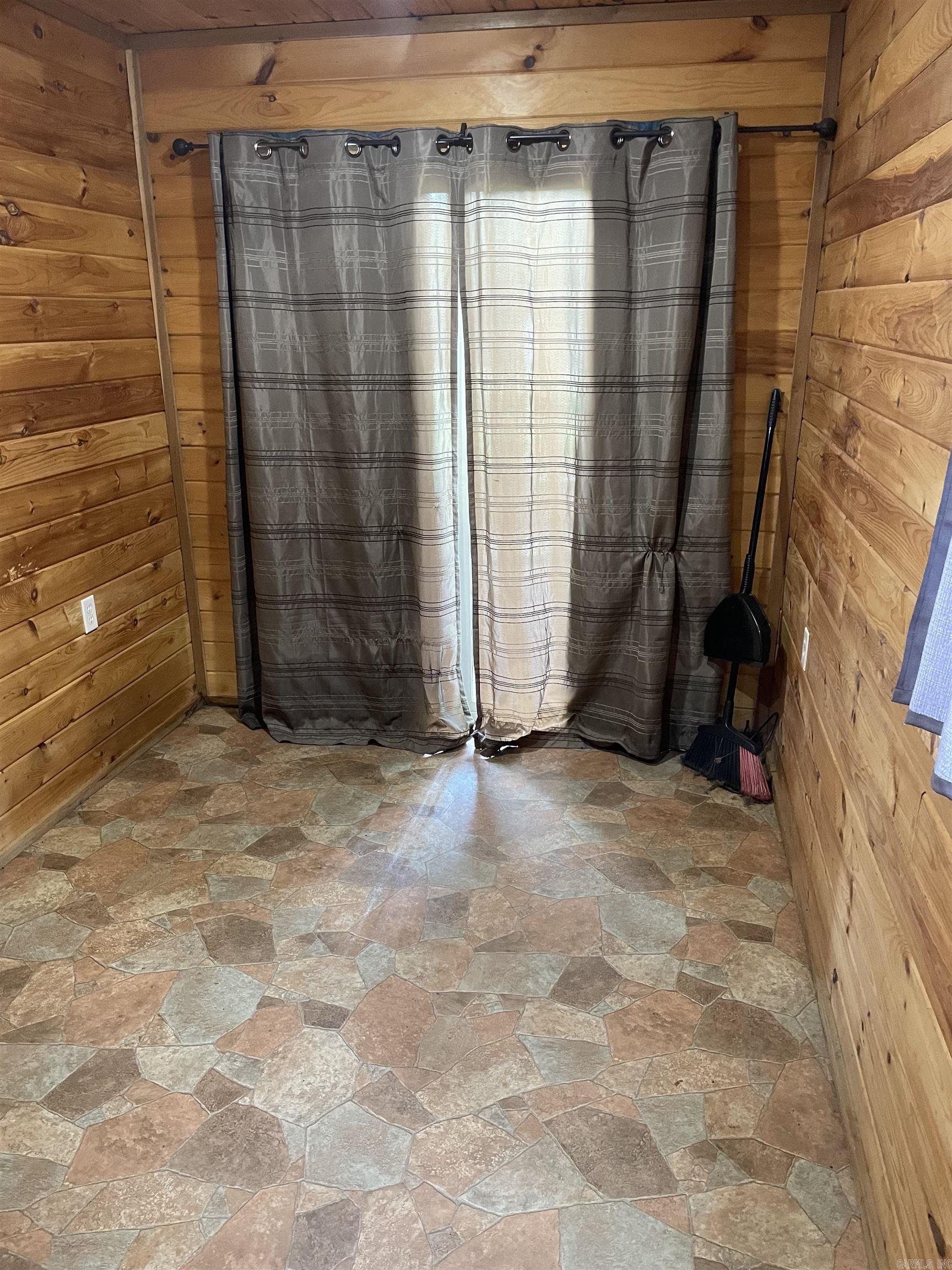 611  Fry  Harriet, AR