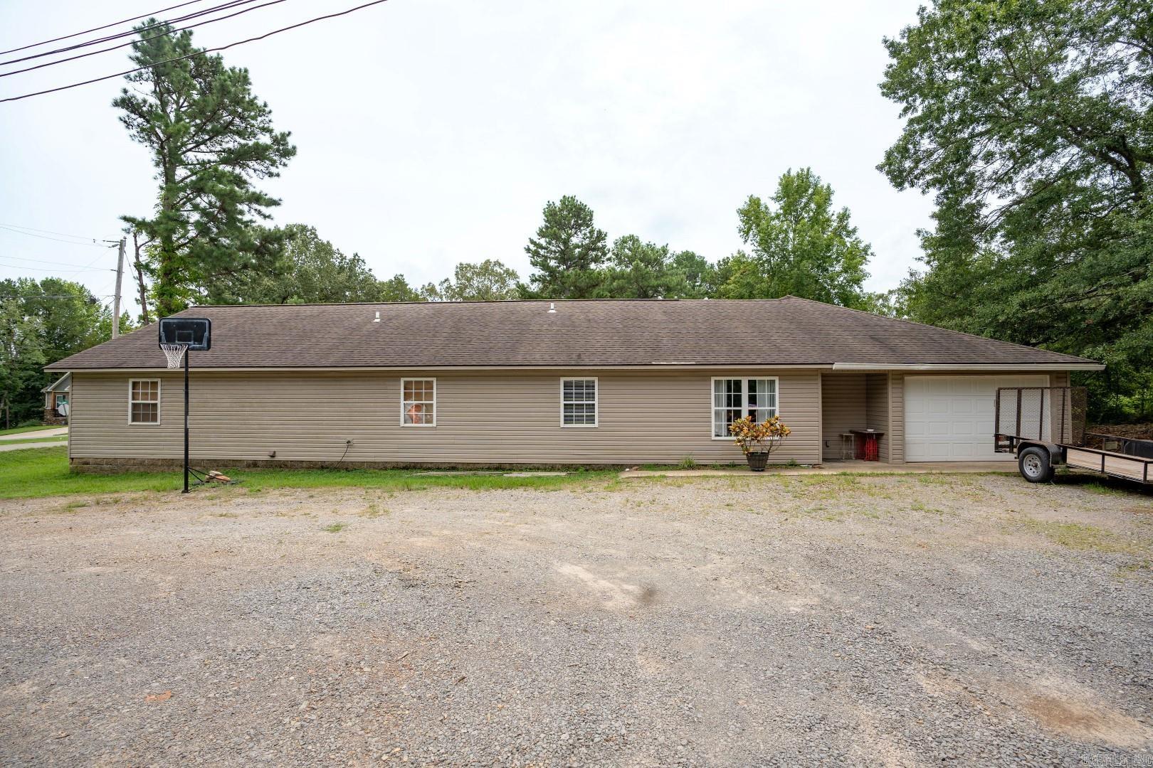 2208  Cedar  Heber Springs, AR