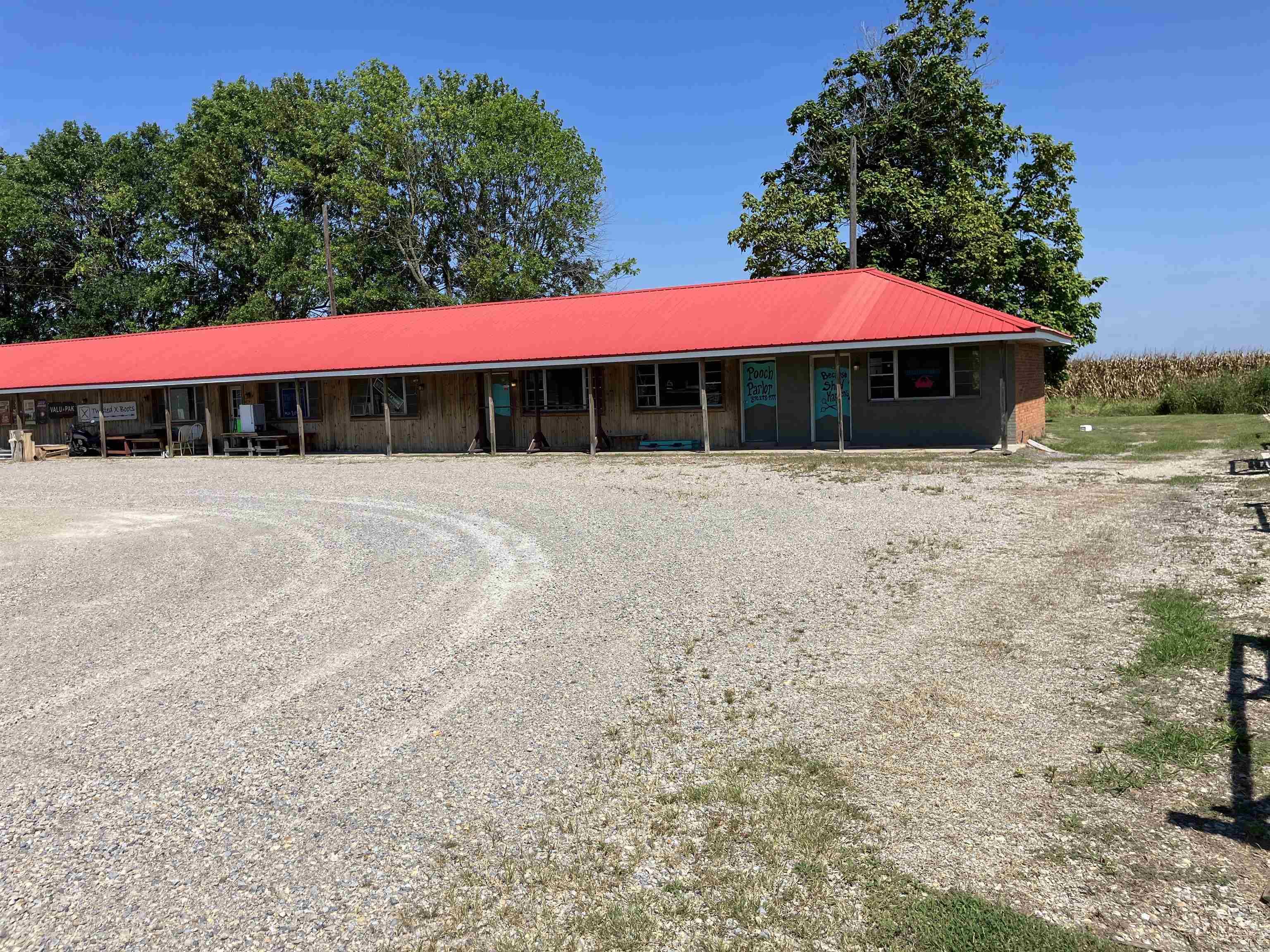 1430 E Main  Piggott, AR