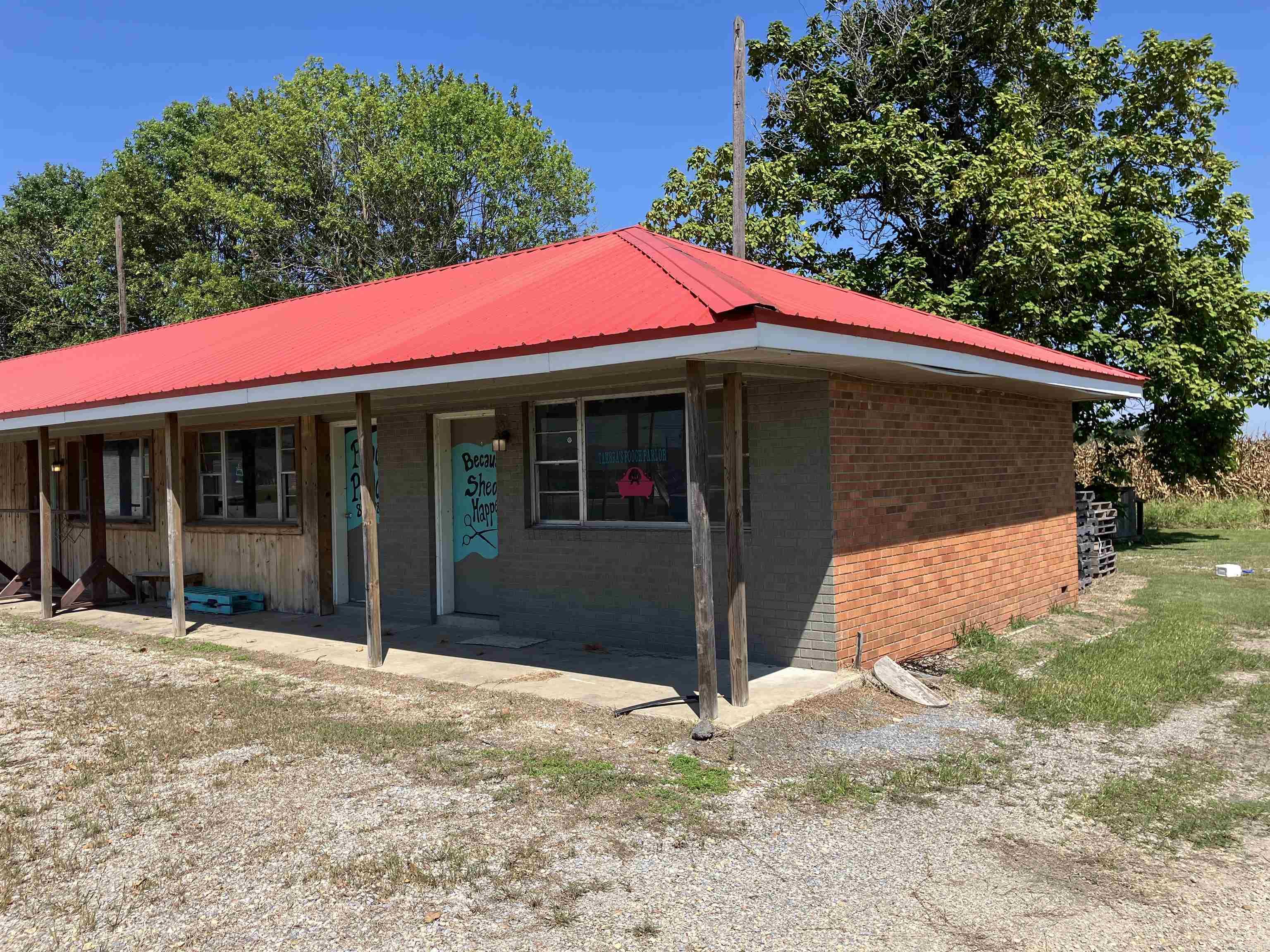 1430 E Main  Piggott, AR