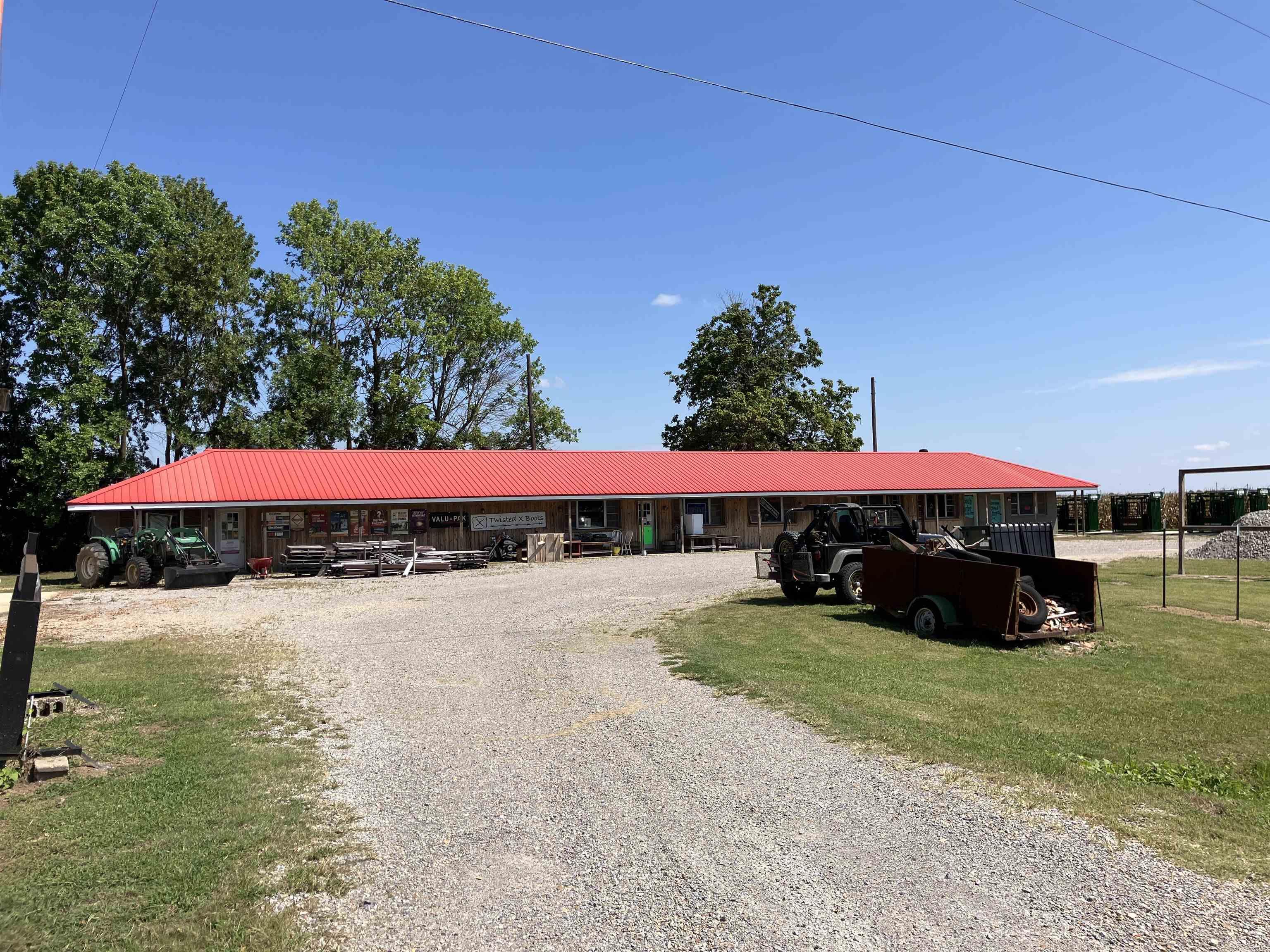 1430 E Main  Piggott, AR