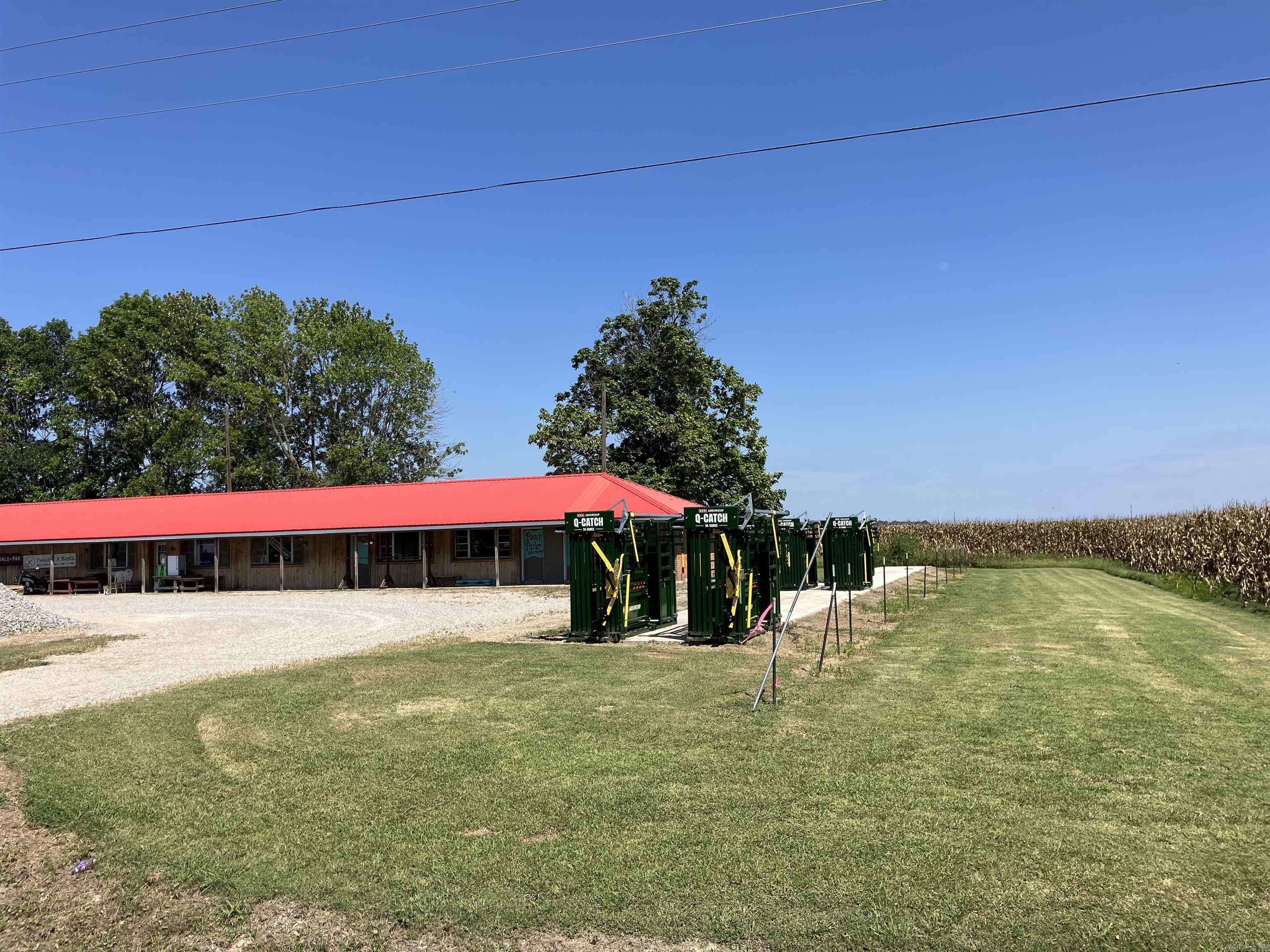 1430 E Main  Piggott, AR