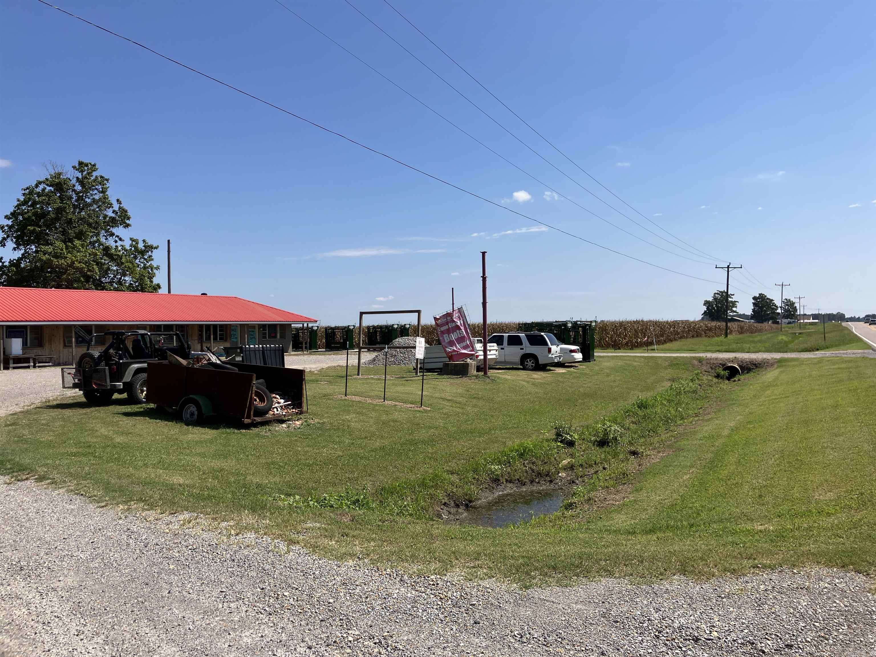 1430 E Main  Piggott, AR