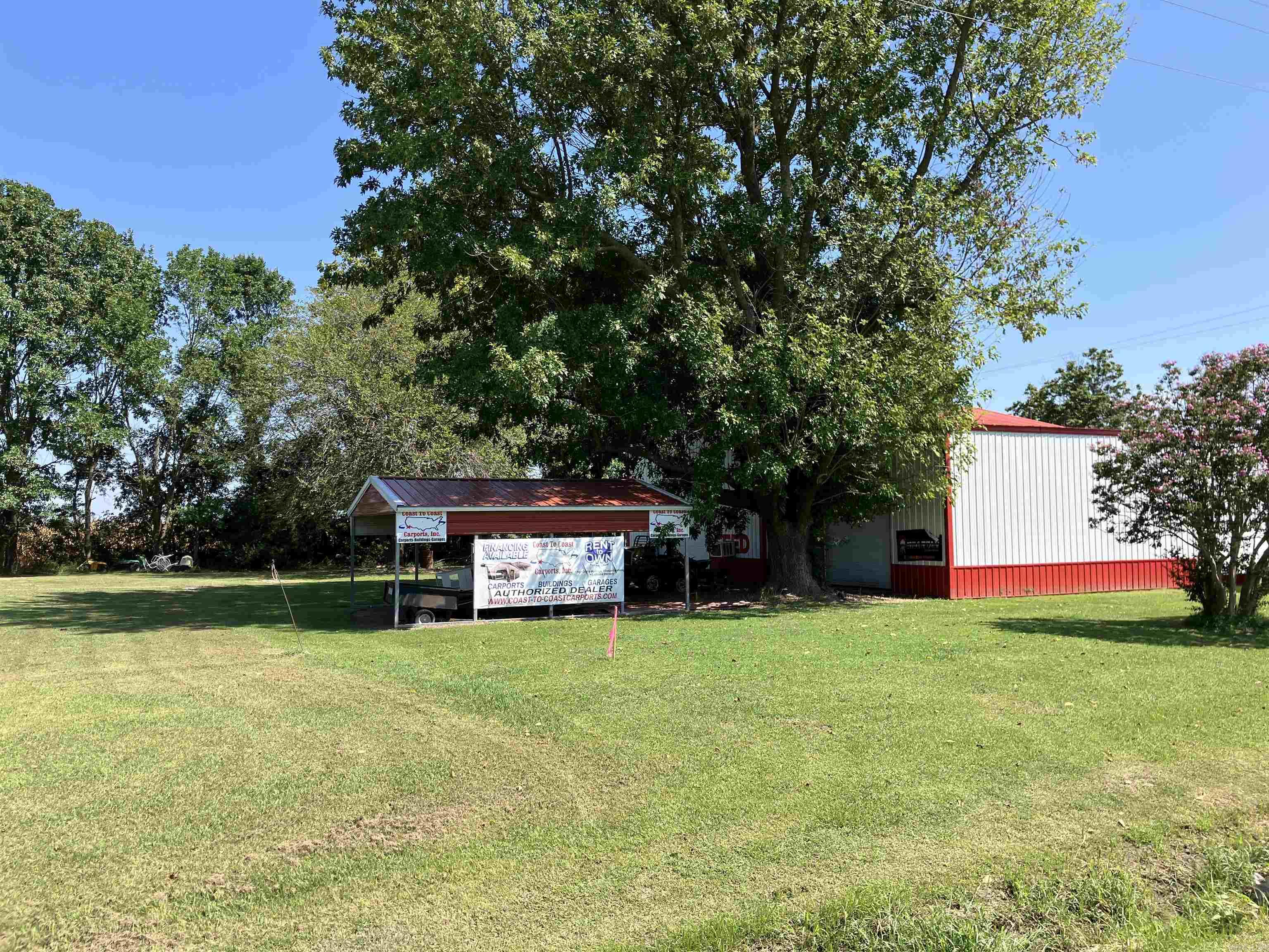1430 E Main  Piggott, AR