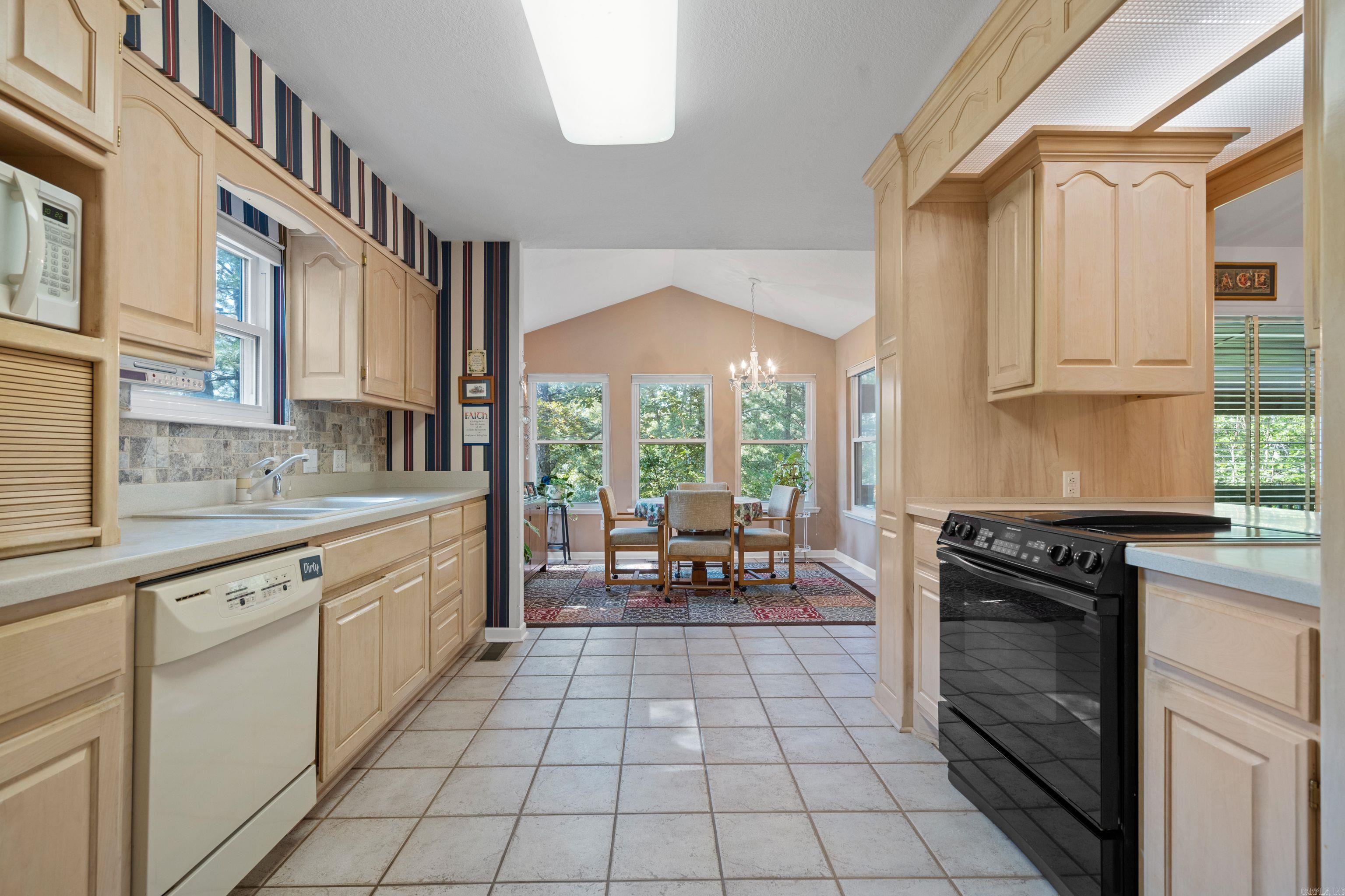 15  Balboa Way  Hot Springs Village, AR
