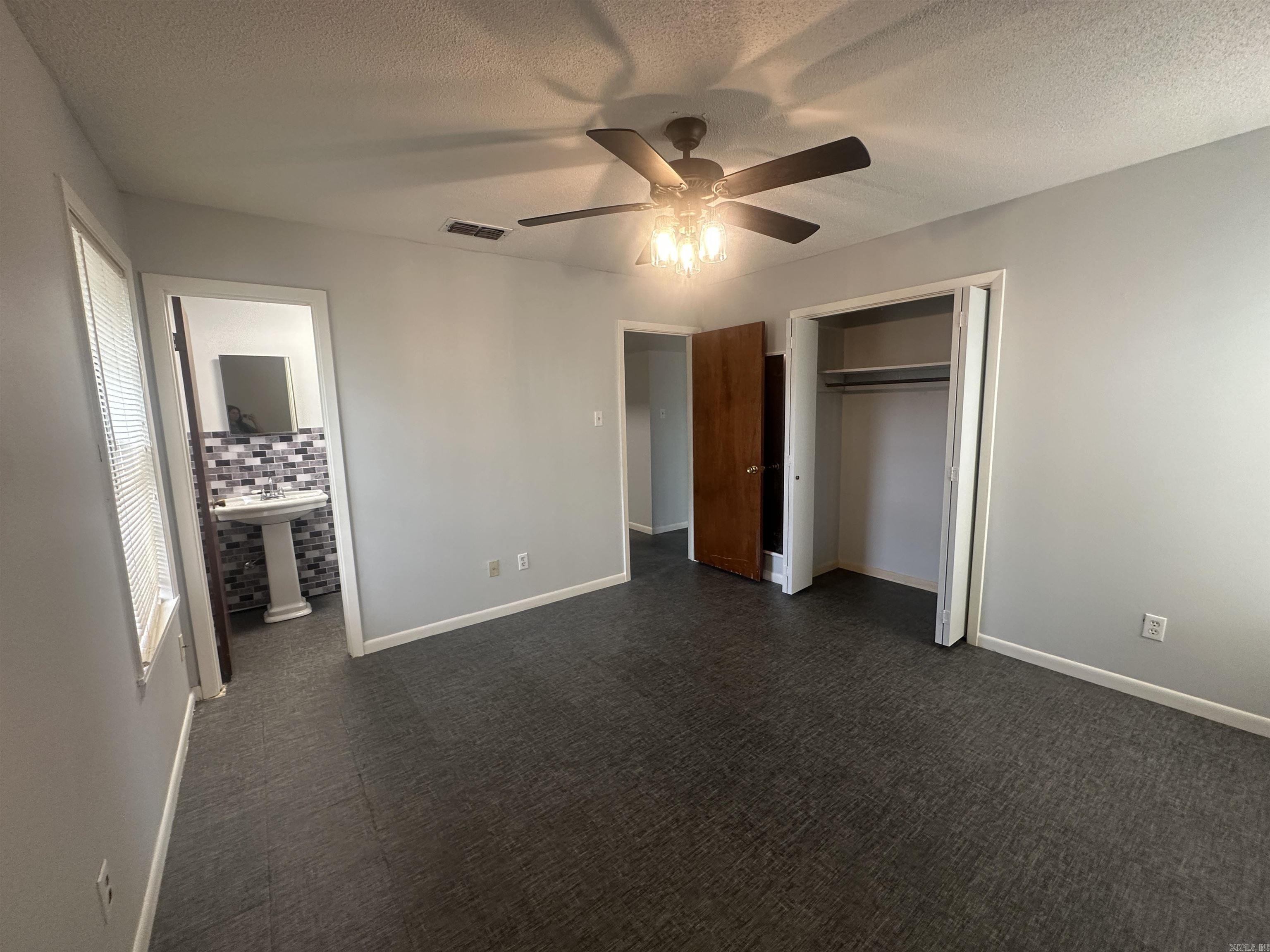 716  Hummingbird Trl  Atlanta, TX
