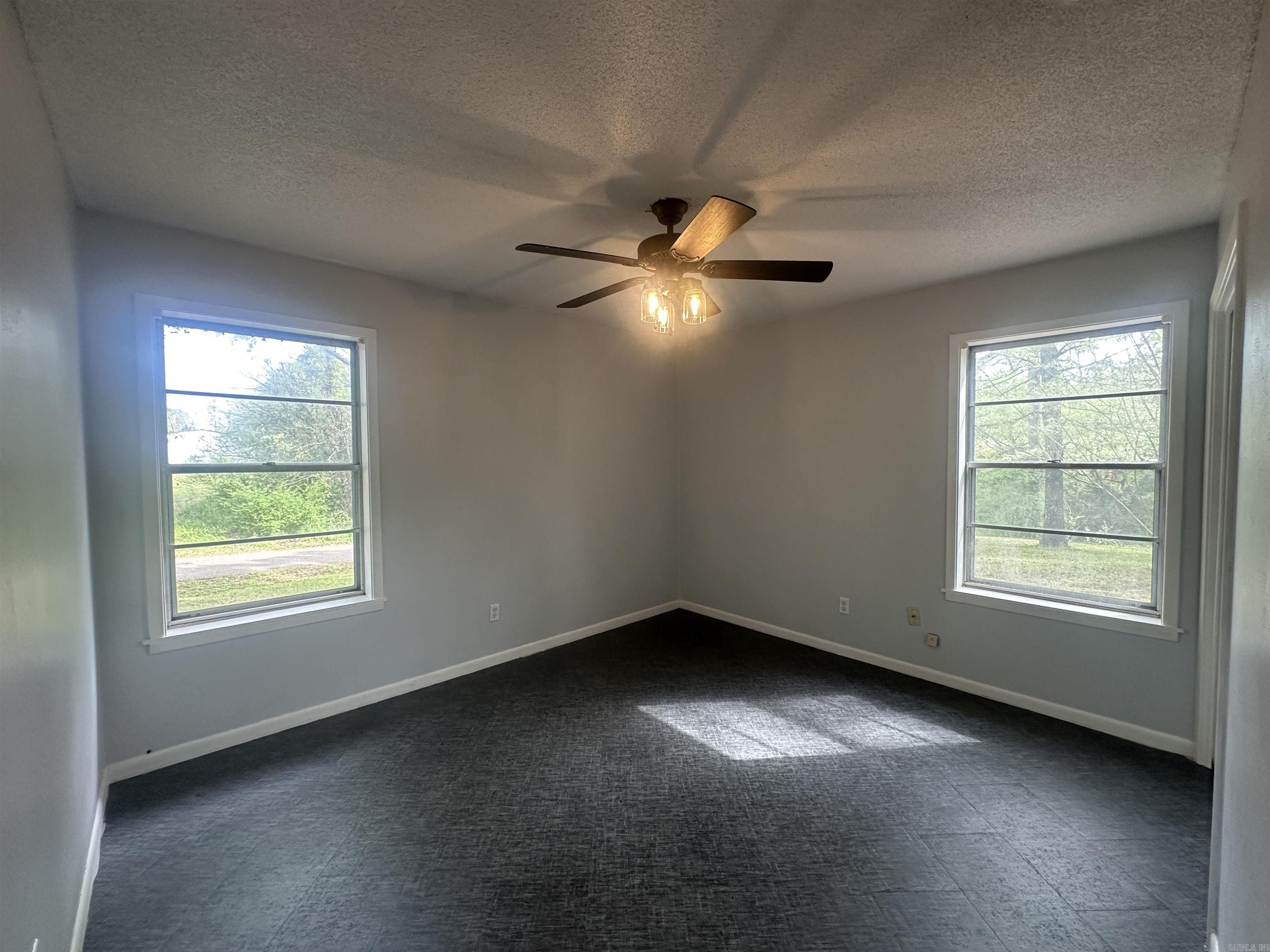 716  Hummingbird Trl  Atlanta, TX