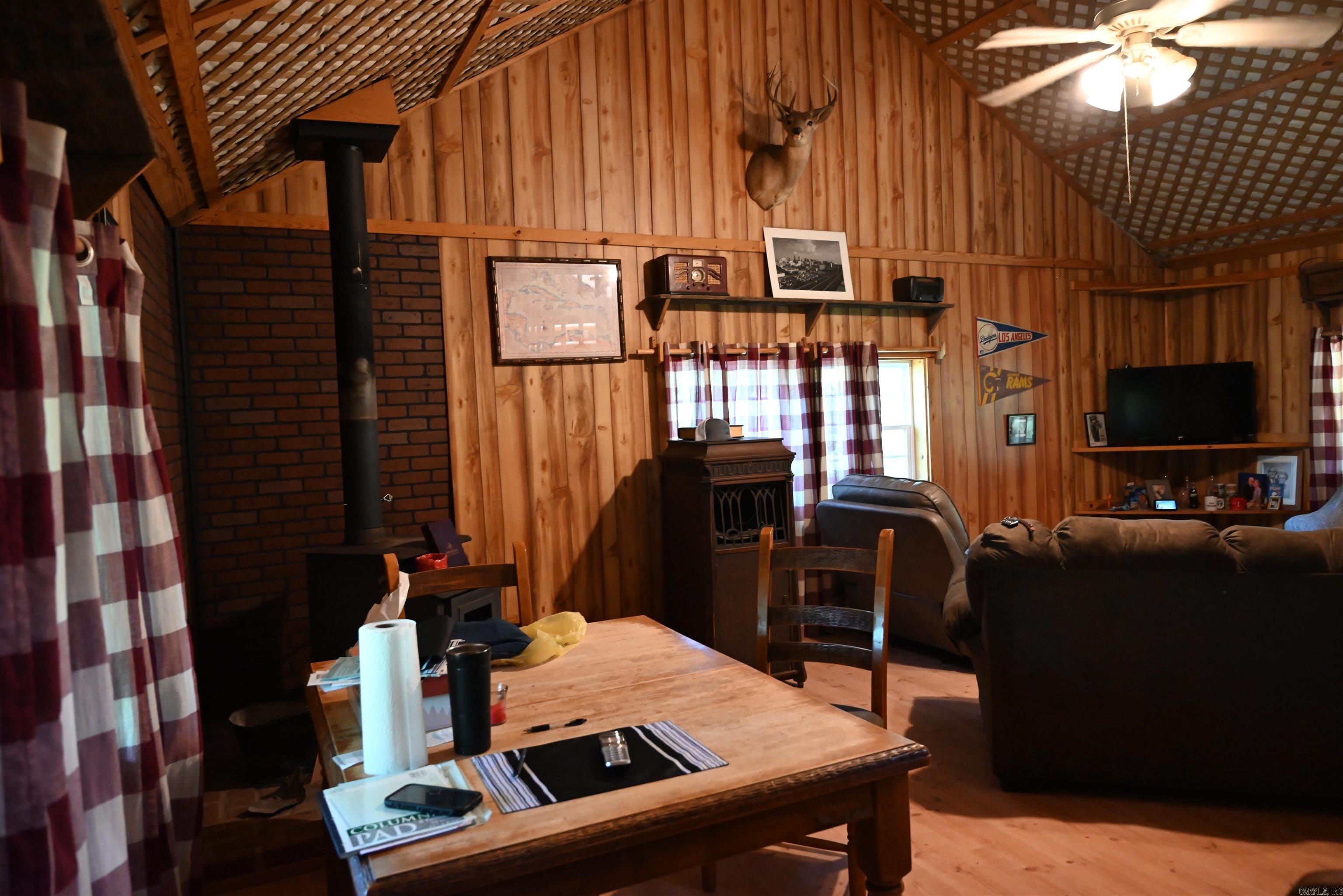2194 PINDALL RIDGE RD. Pindall, AR 72655