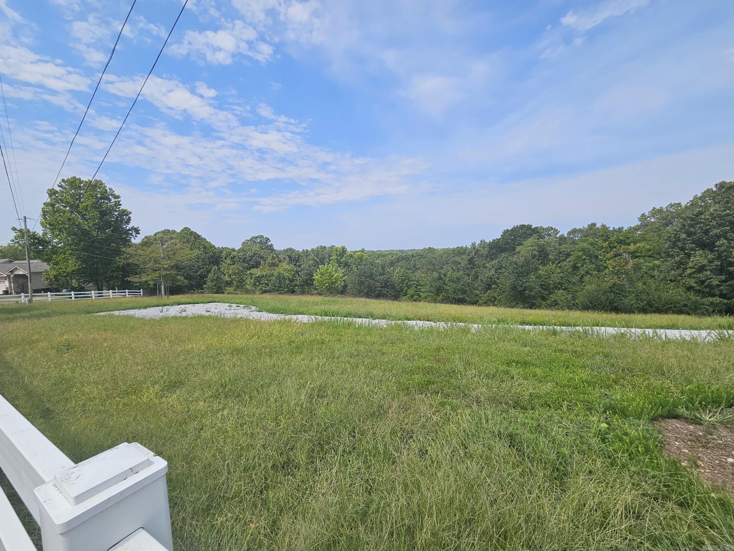 4  Country Charm  Mountain View, AR