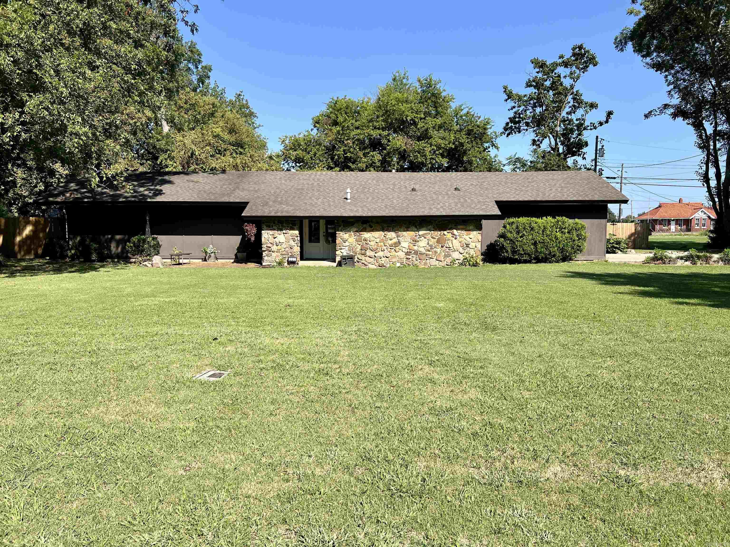 Single Family Residential for sale in Walnut Ridge, Arkansas, 24030776