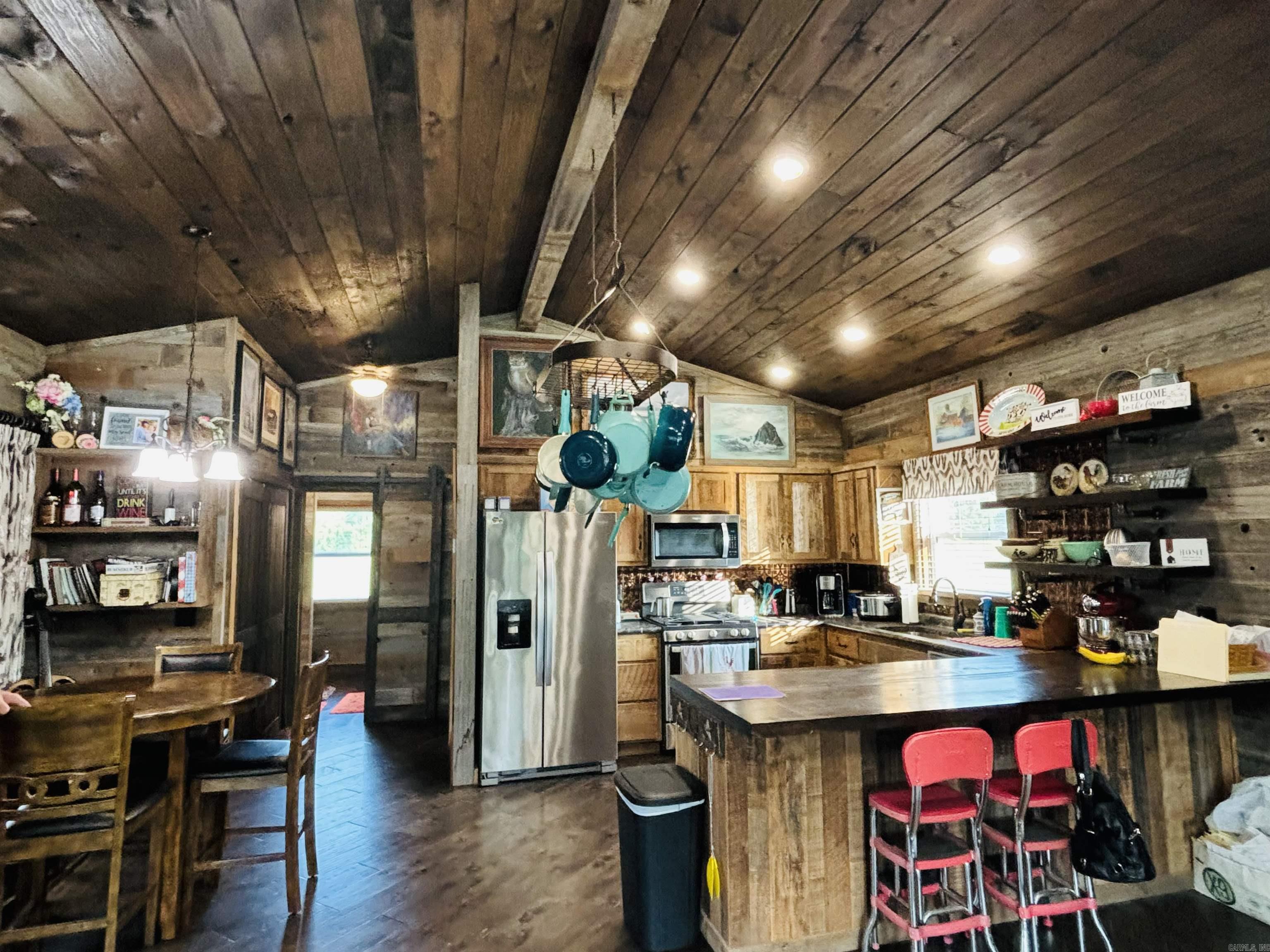 269  River Valley  Mountain View, AR