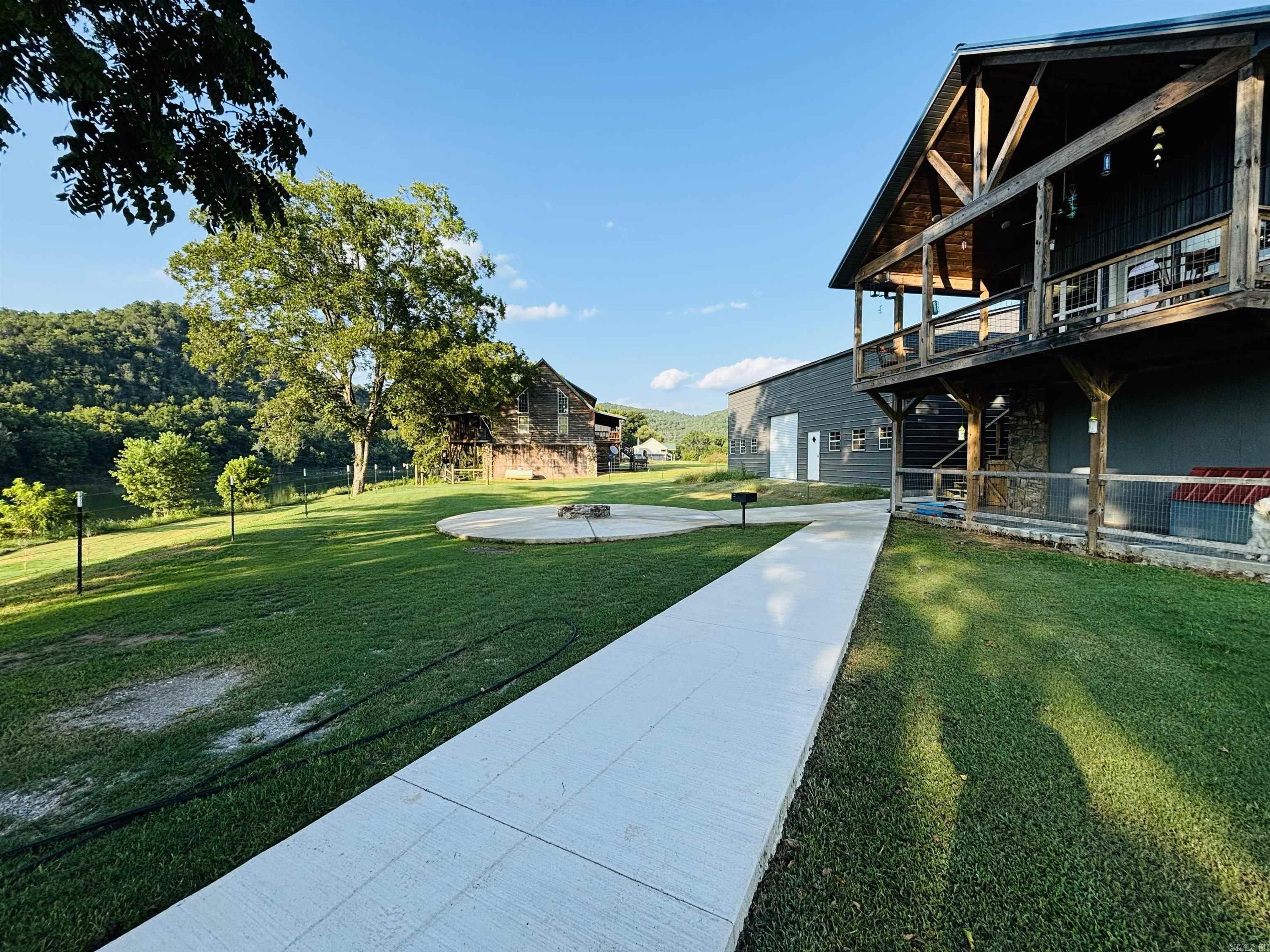 269  River Valley  Mountain View, AR