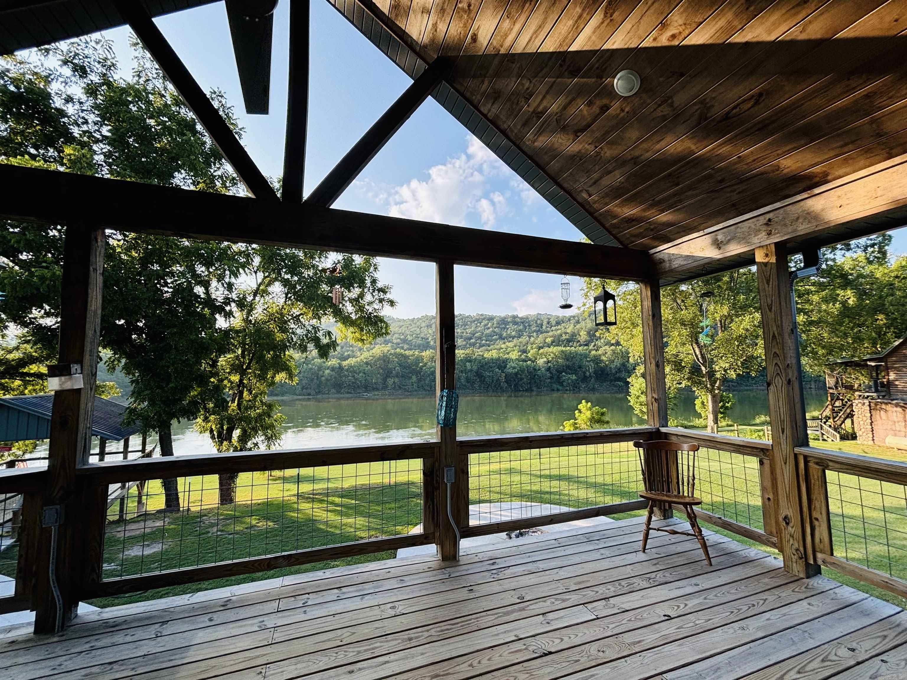 269  River Valley  Mountain View, AR
