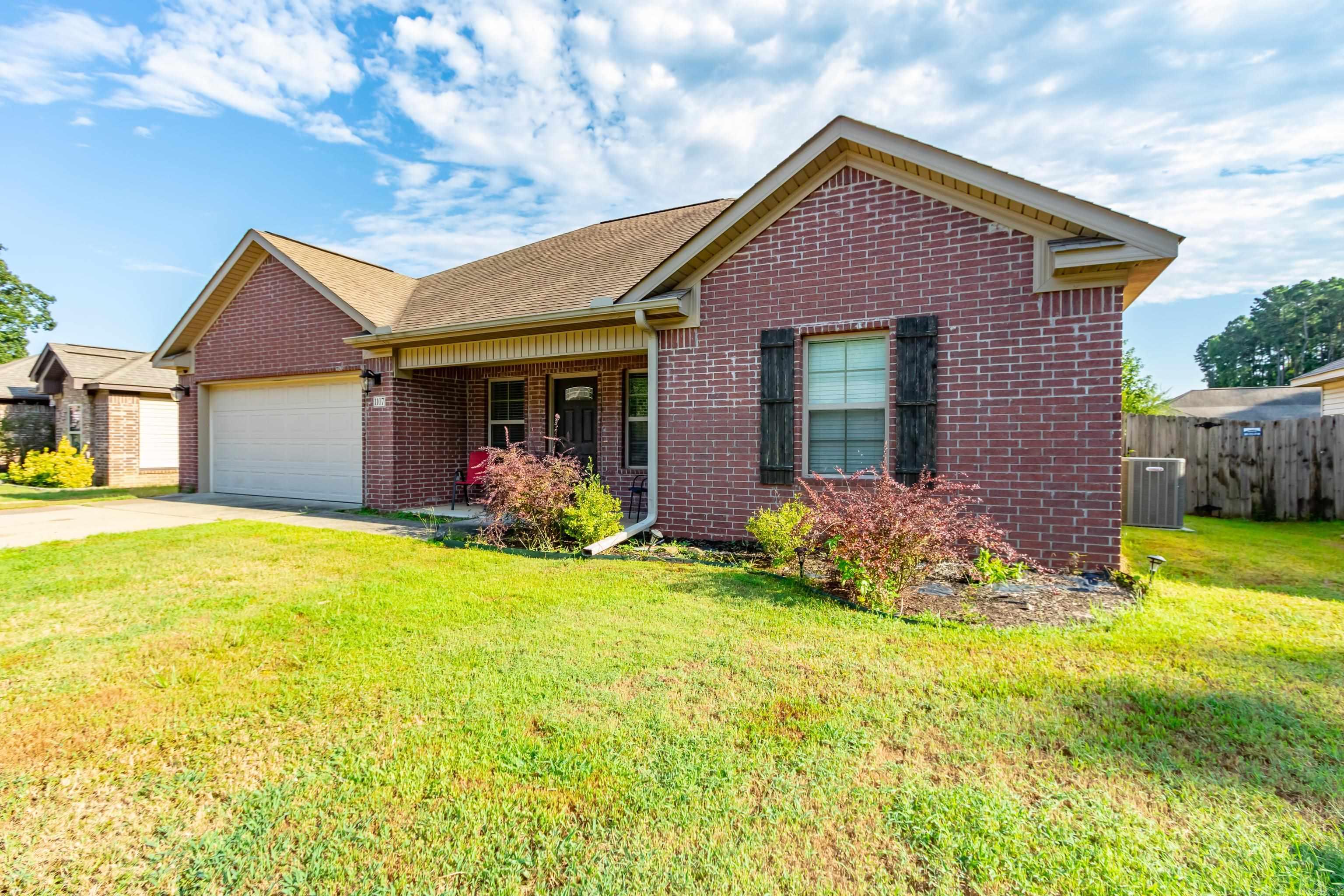 1107  Fox Chase  Bryant, AR