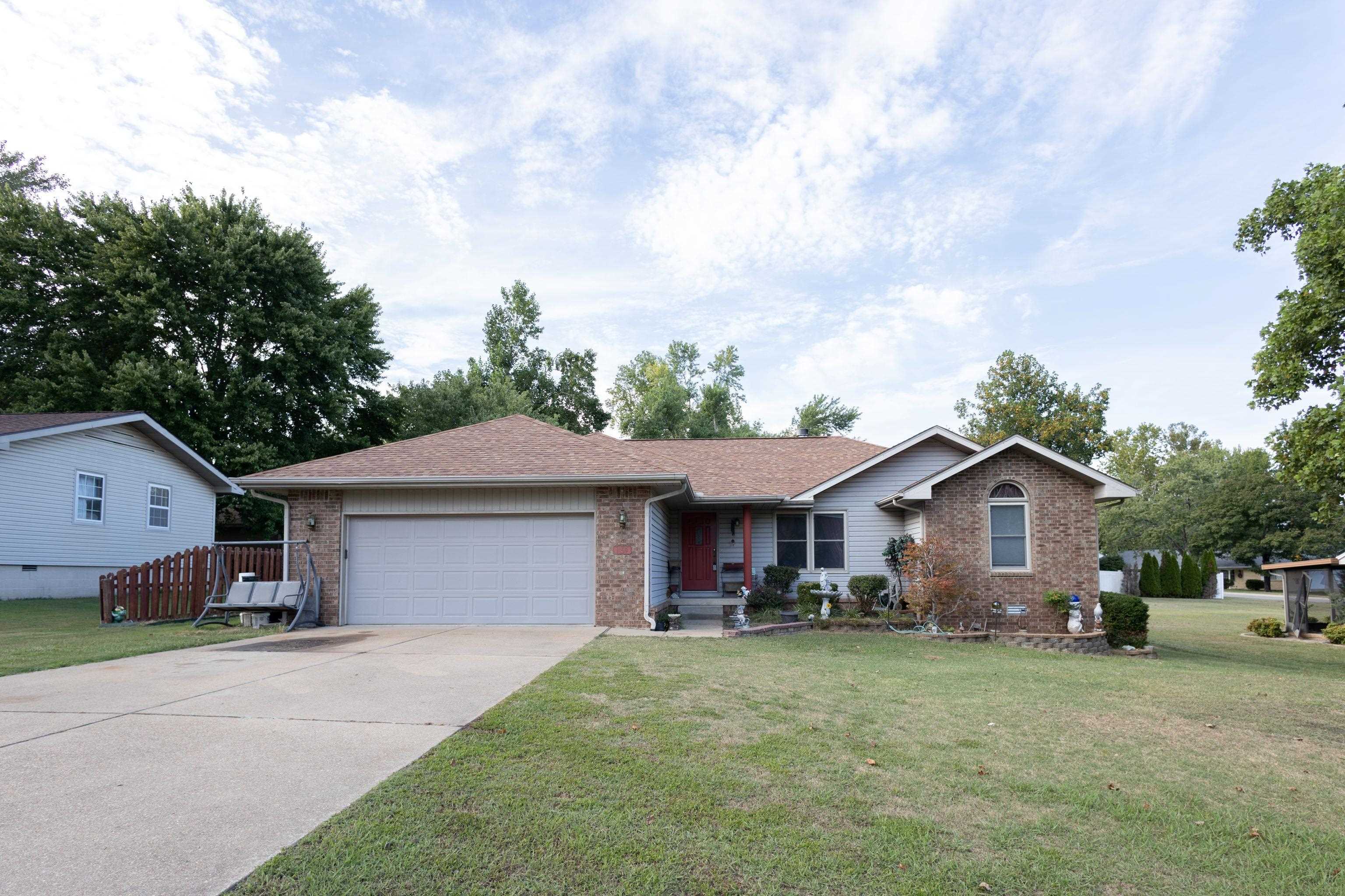1159  Leonard  Mountain Home, AR