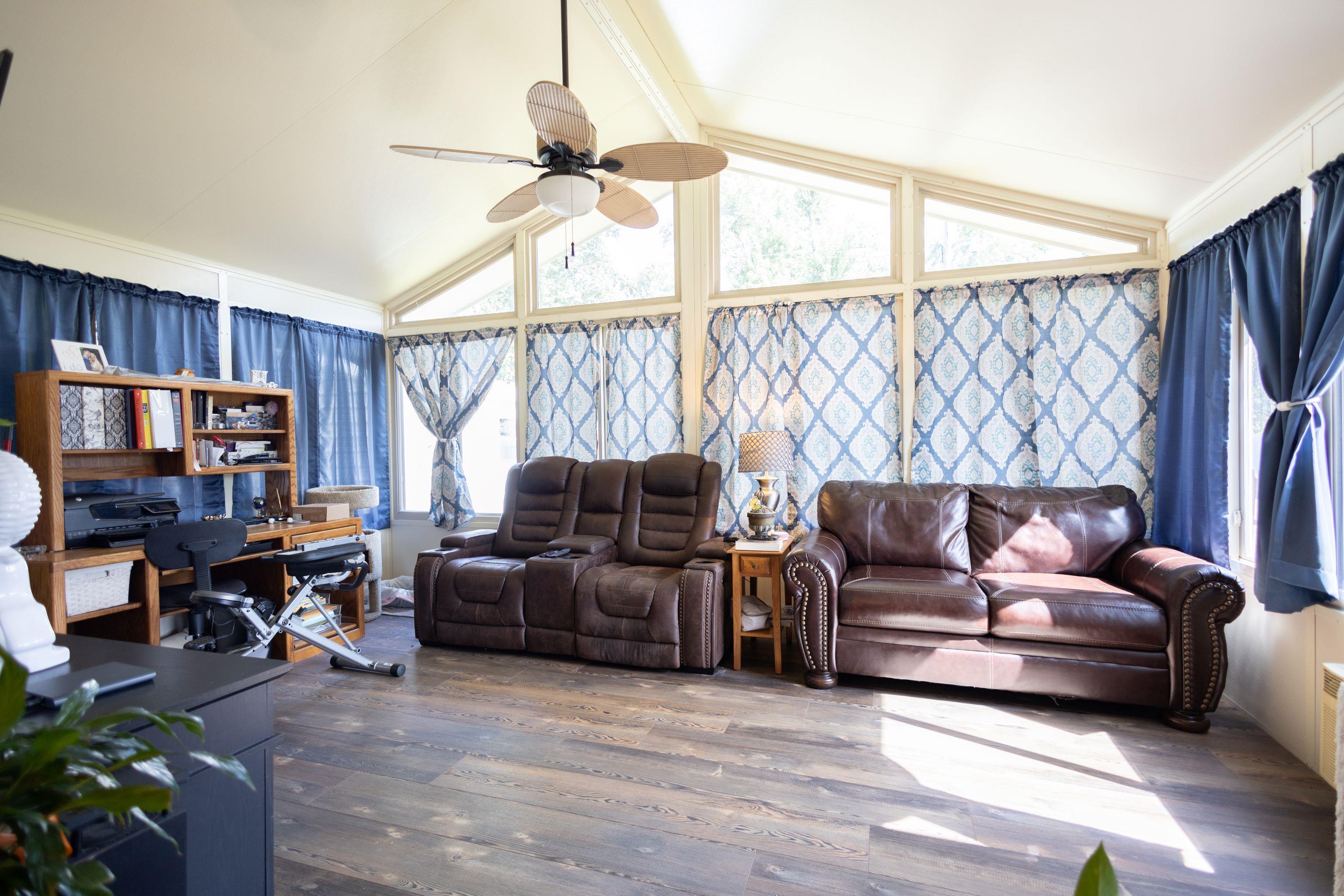 1159  Leonard  Mountain Home, AR