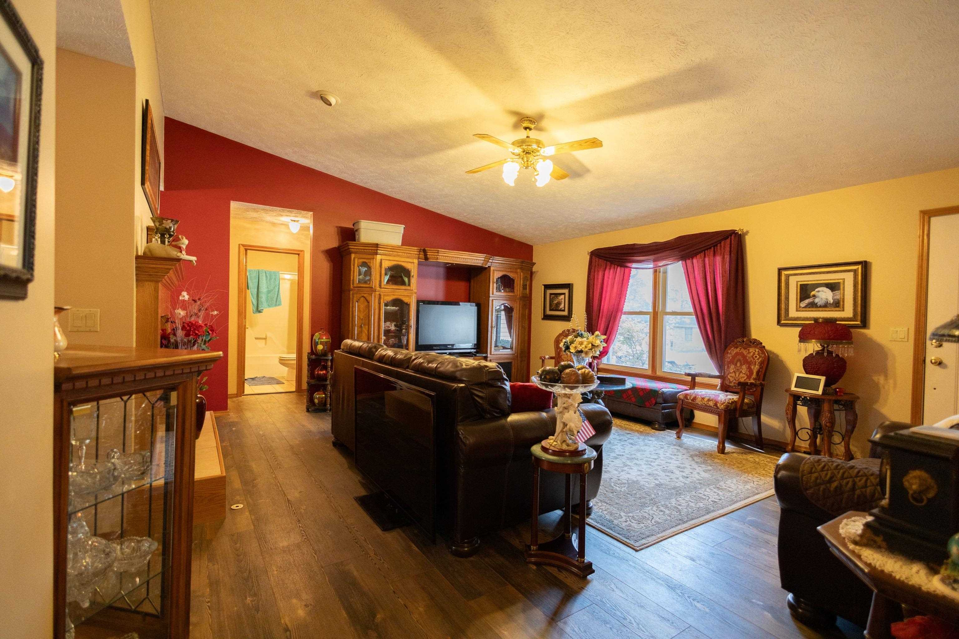1159  Leonard  Mountain Home, AR