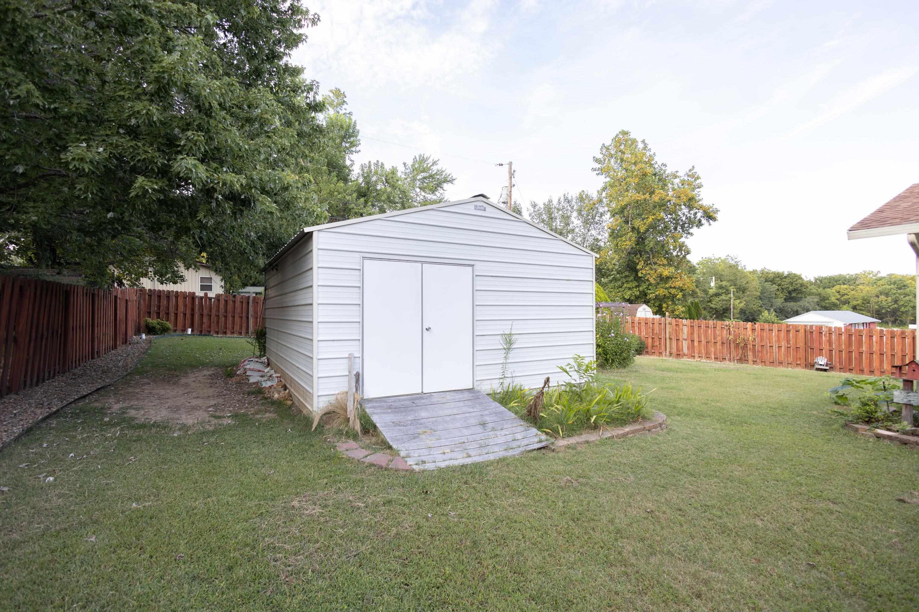 1159  Leonard  Mountain Home, AR