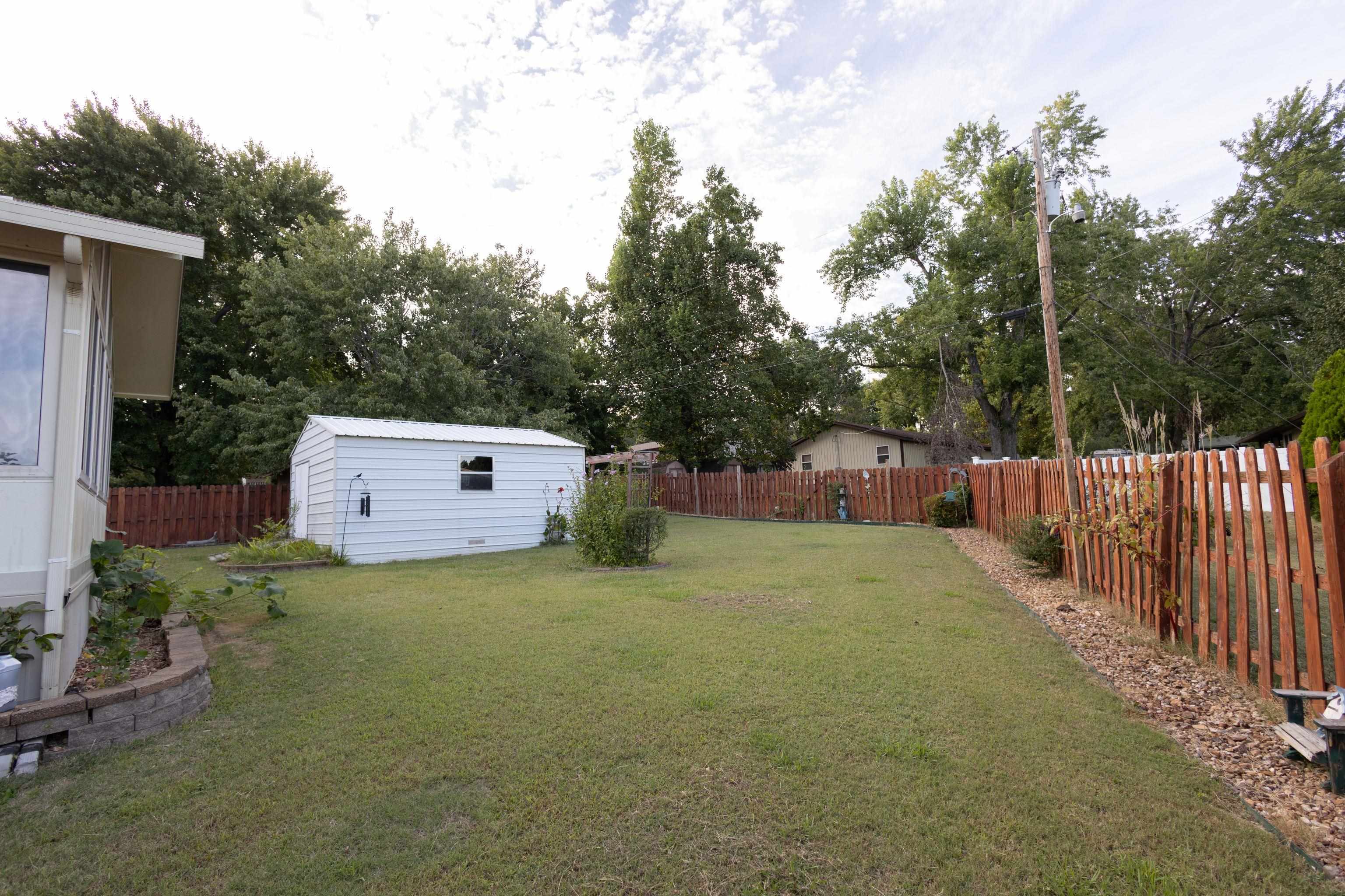 1159  Leonard  Mountain Home, AR