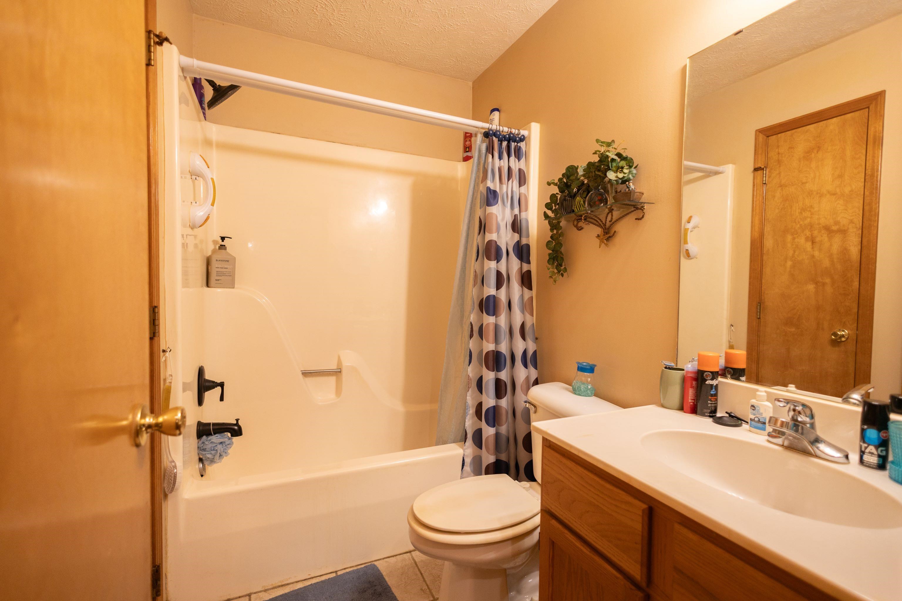 1159  Leonard  Mountain Home, AR