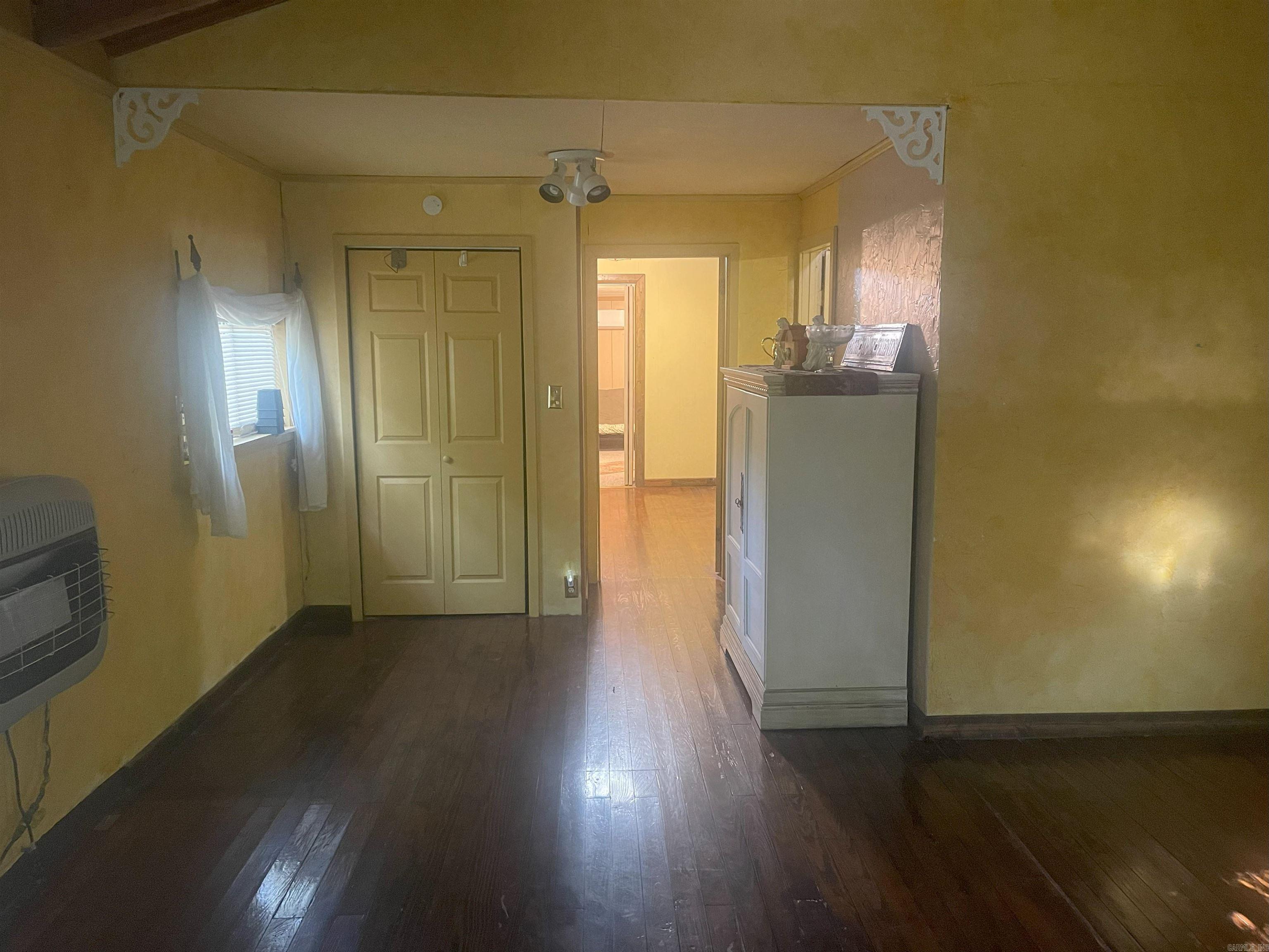 532 Canyon Road Greers Ferry, AR 72067