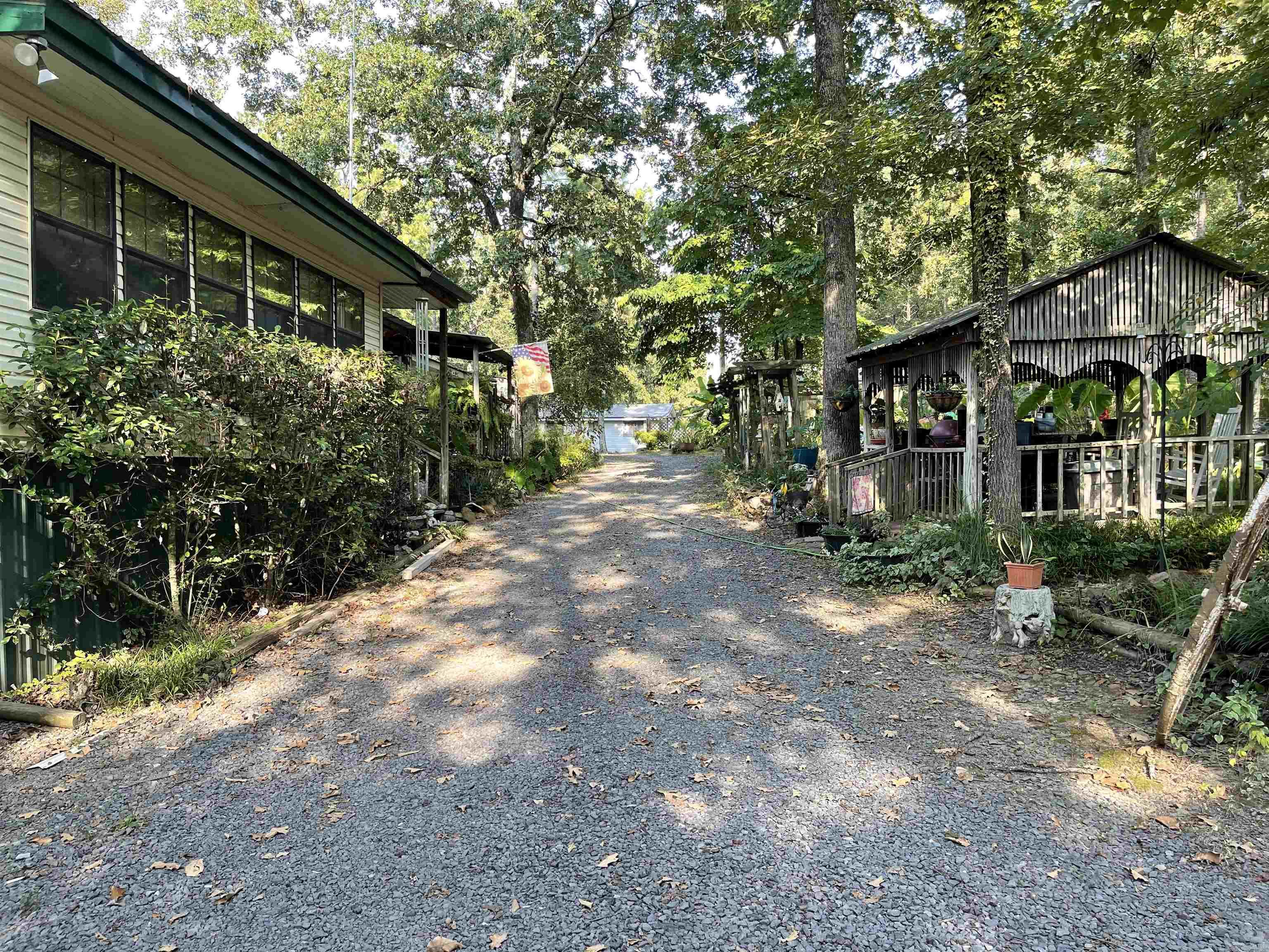 532 Canyon Road Greers Ferry, AR 72067