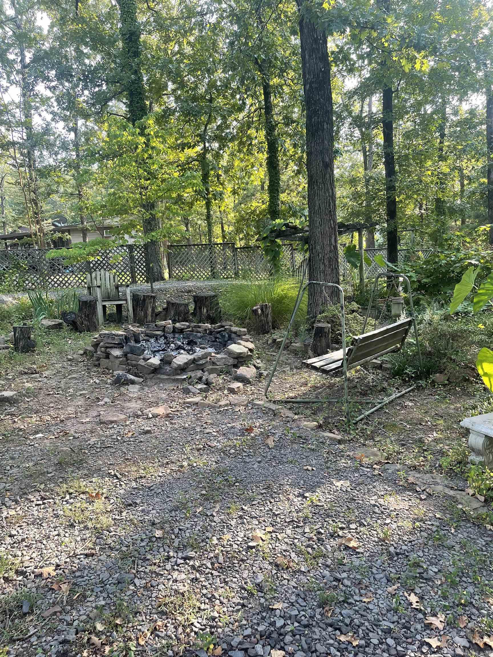 532 Canyon Road Greers Ferry, AR 72067