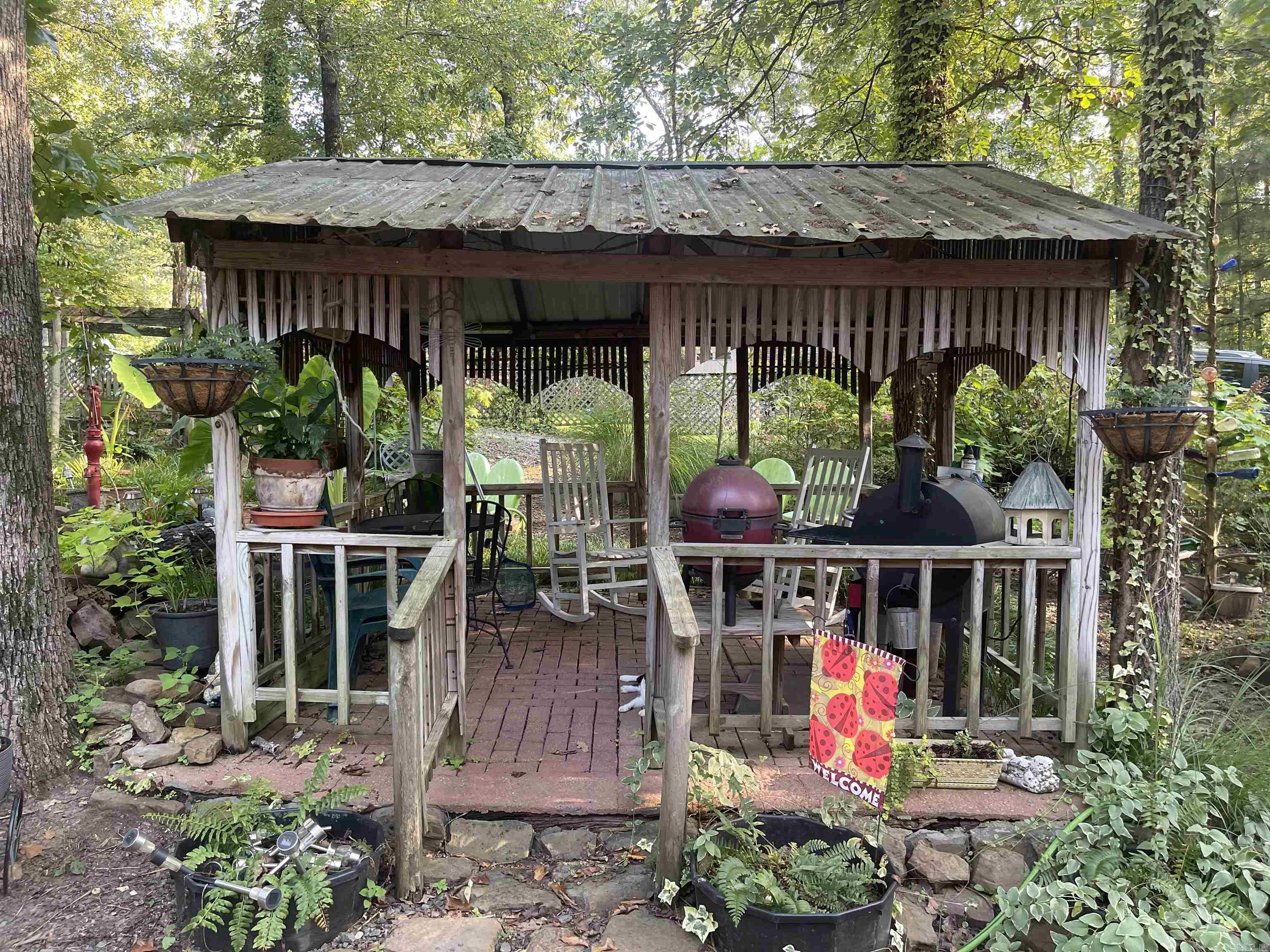532 Canyon Road Greers Ferry, AR 72067