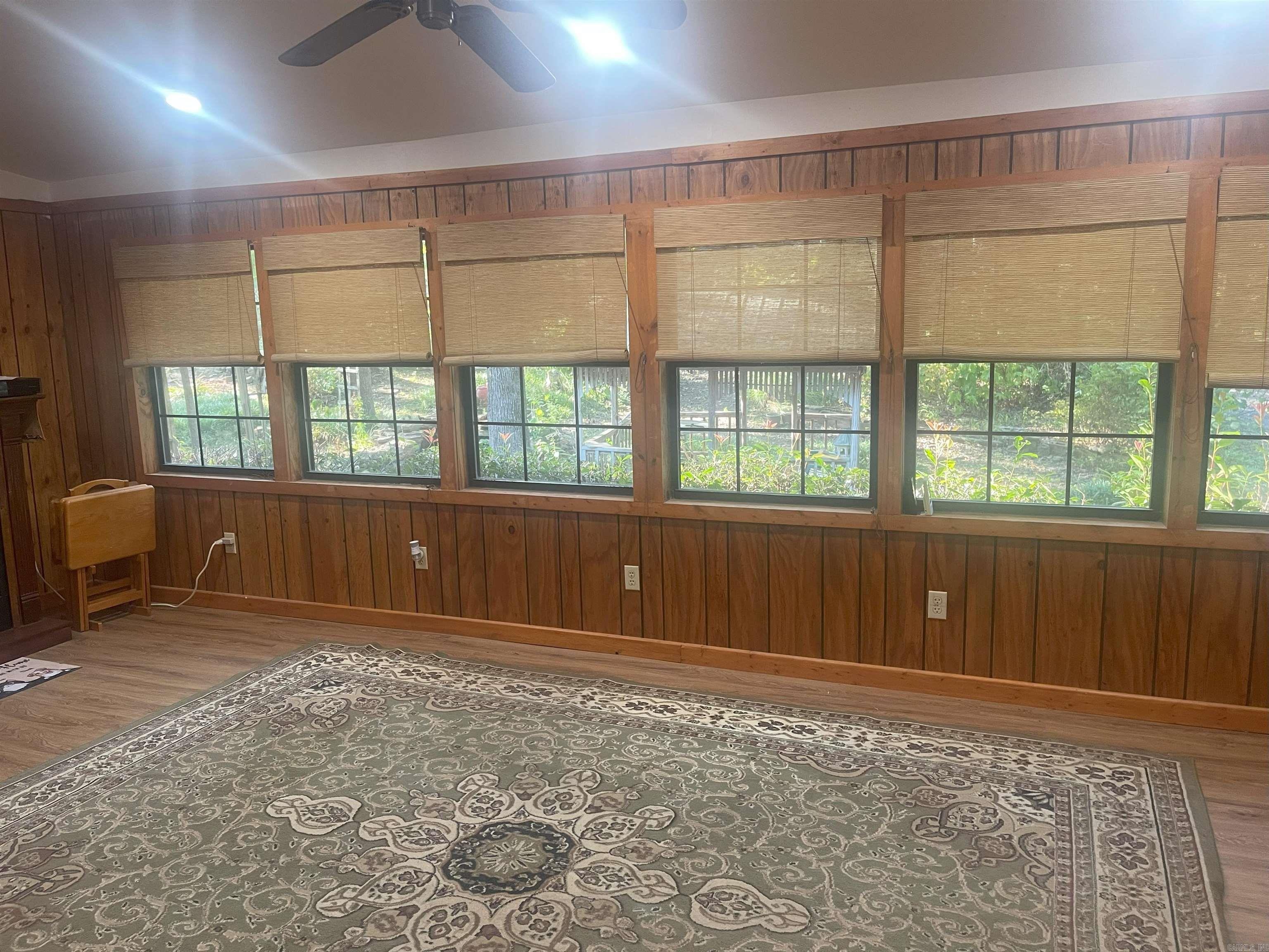 532 Canyon Road Greers Ferry, AR 72067