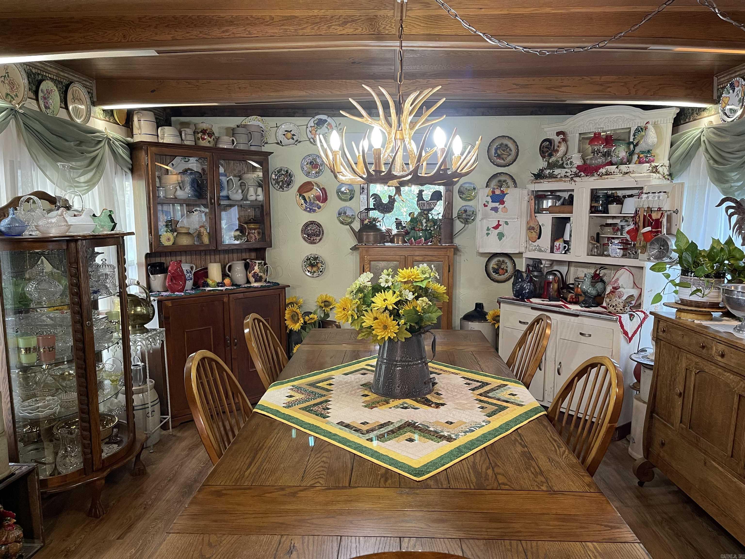 532 Canyon Road Greers Ferry, AR 72067
