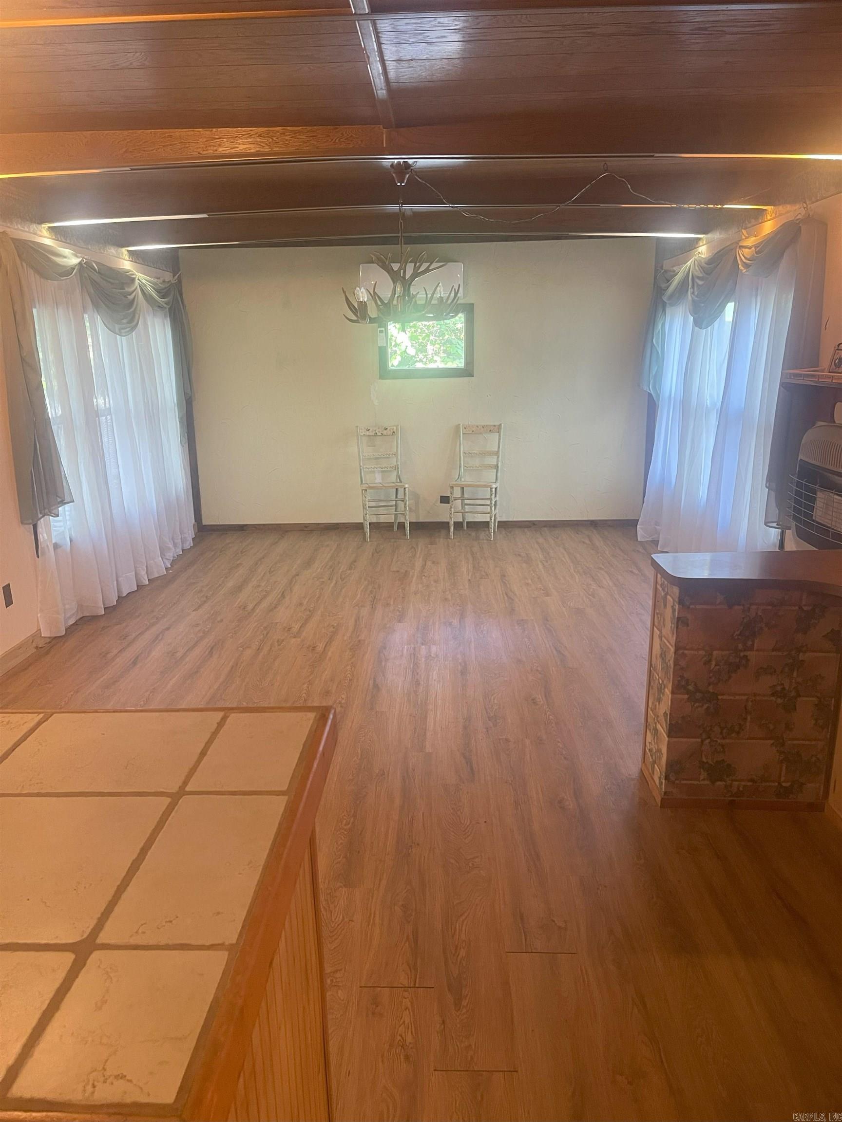 532 Canyon Road Greers Ferry, AR 72067