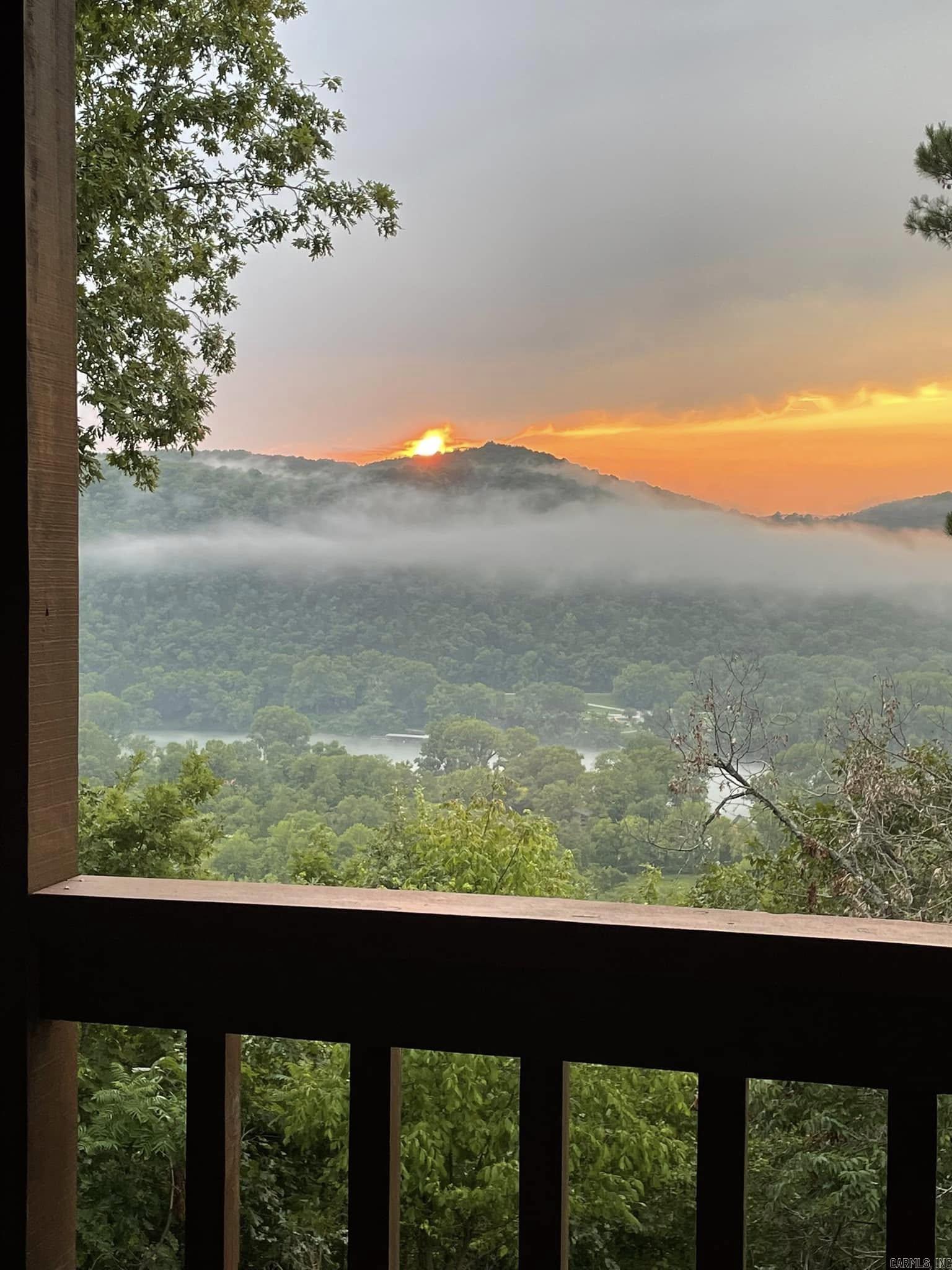 516  Bluff View Court  Mountain View, AR