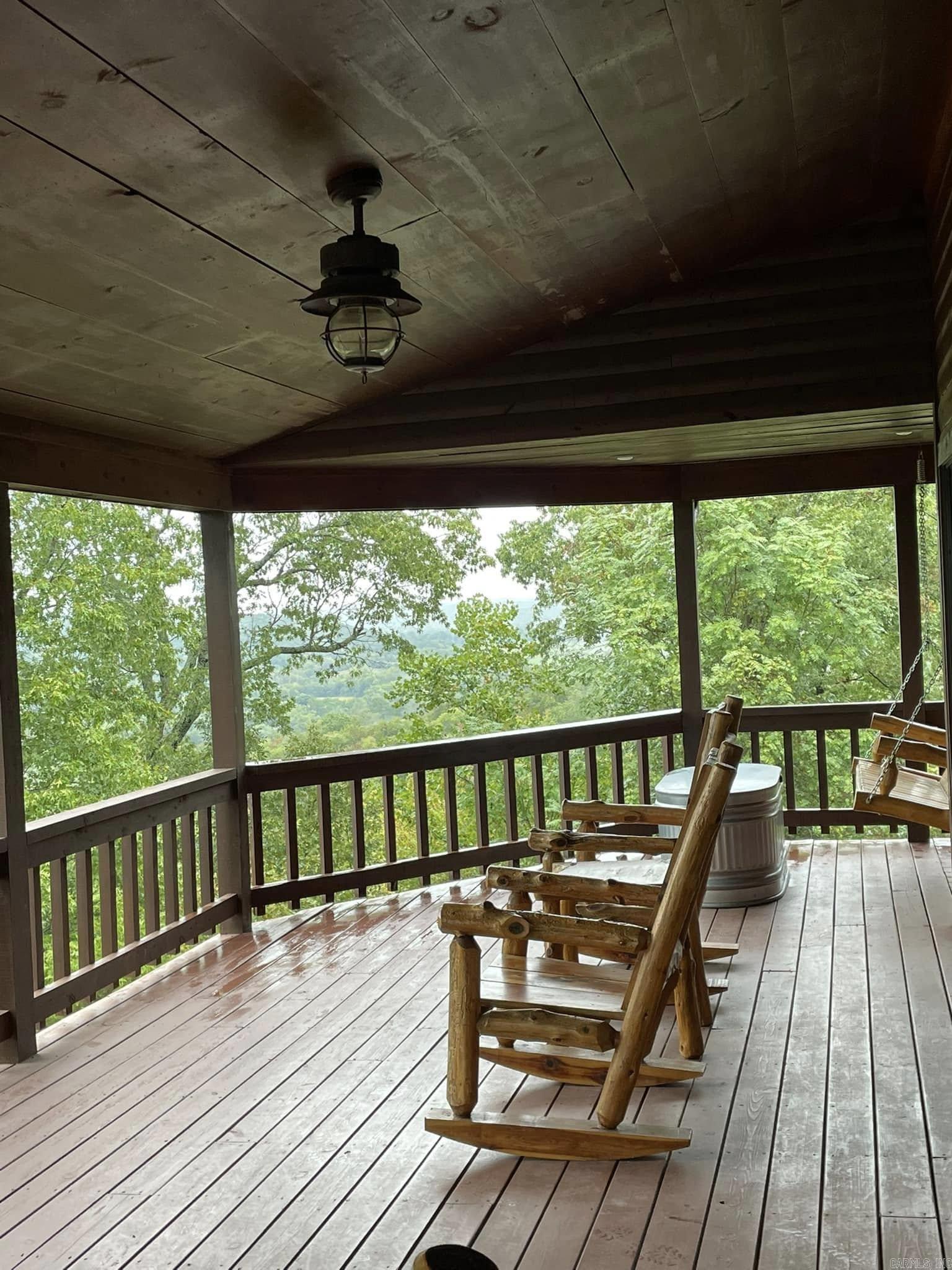 516  Bluff View Court  Mountain View, AR