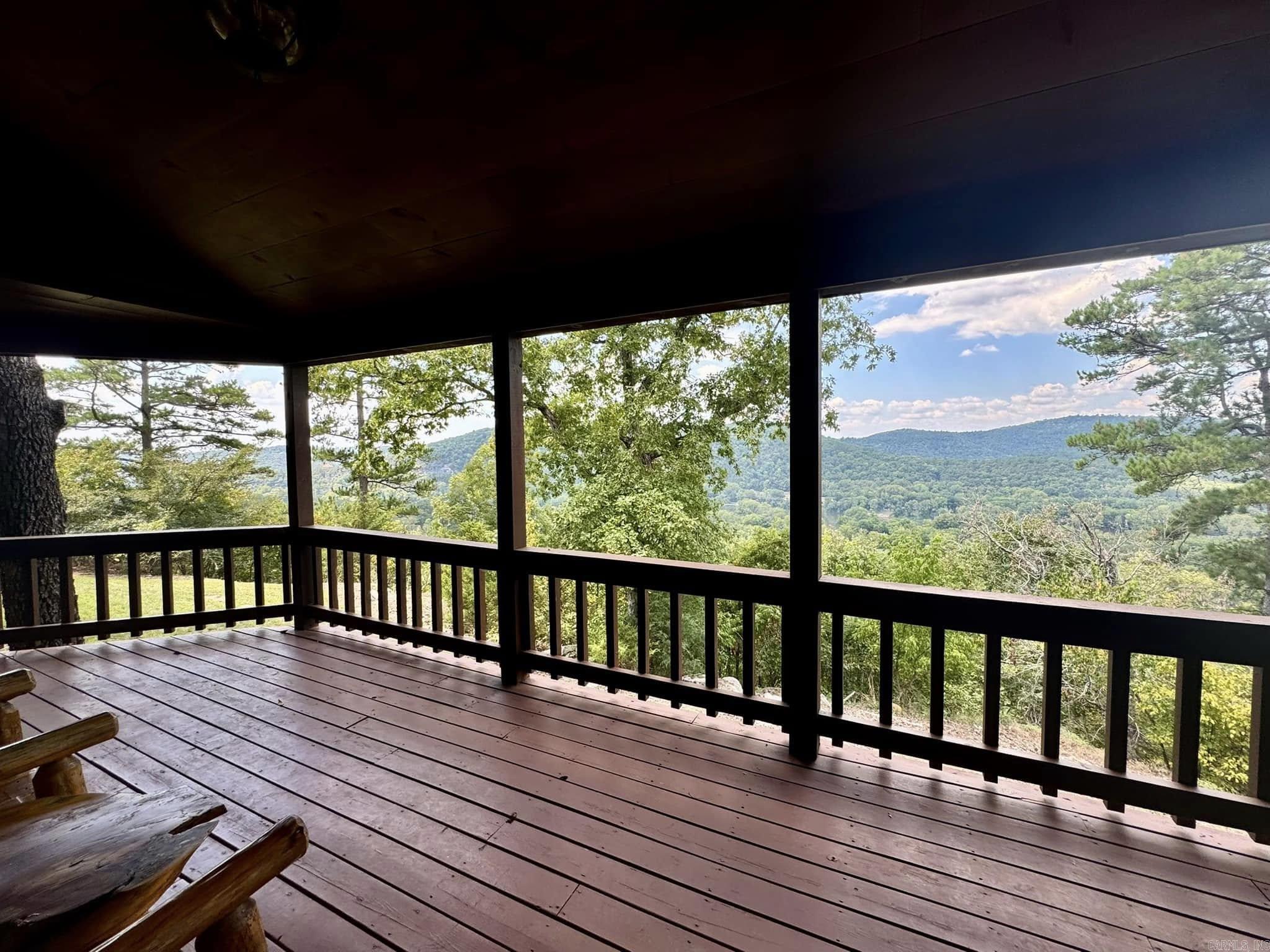 516  Bluff View Court  Mountain View, AR