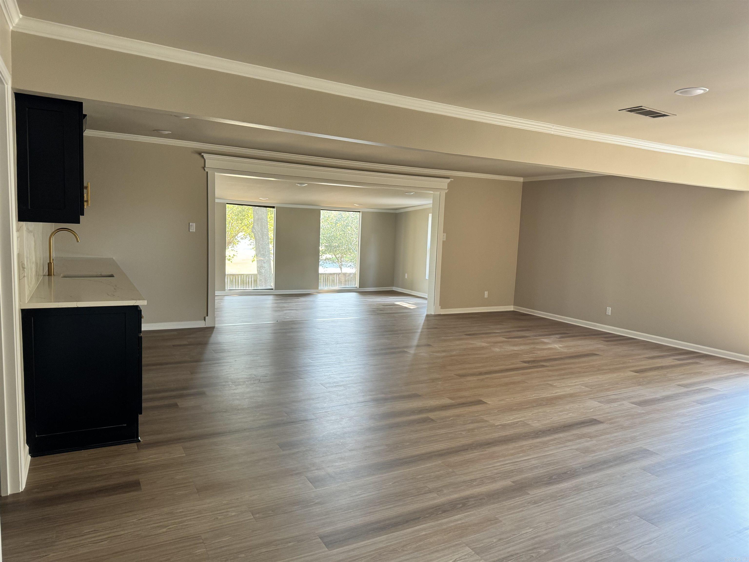 1302  Oliver  Stuttgart, AR