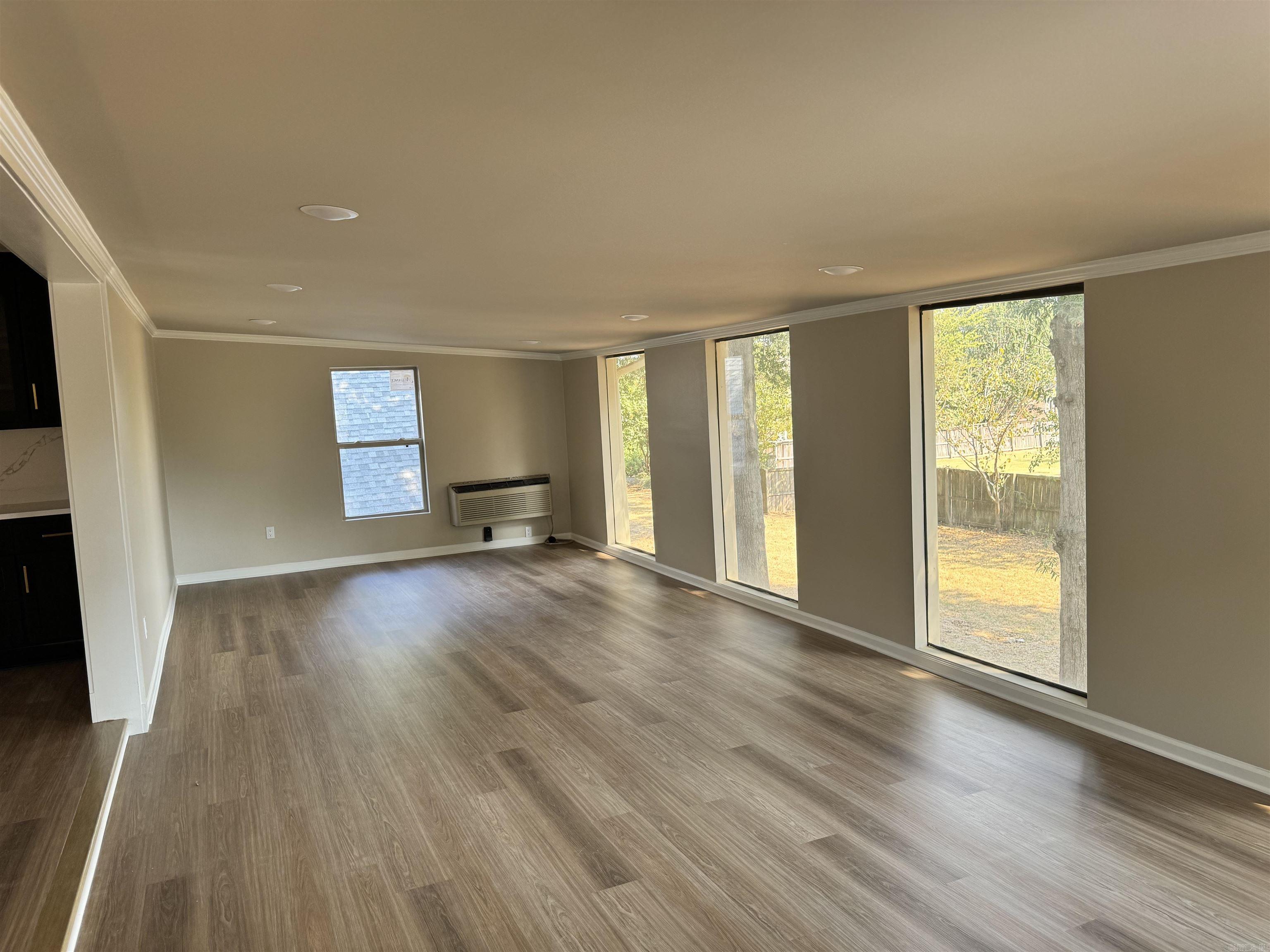 1302  Oliver  Stuttgart, AR