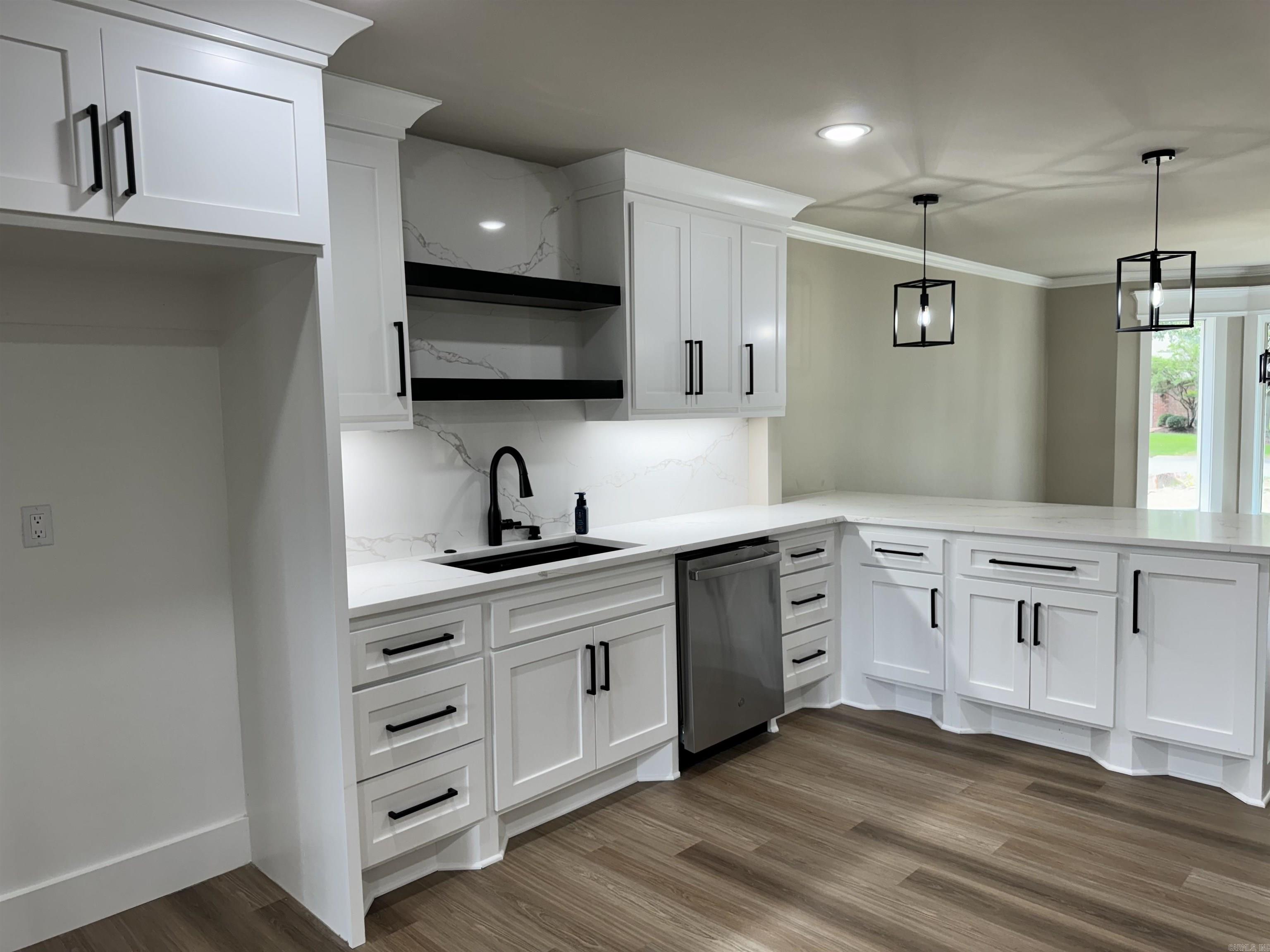 1302  Oliver  Stuttgart, AR