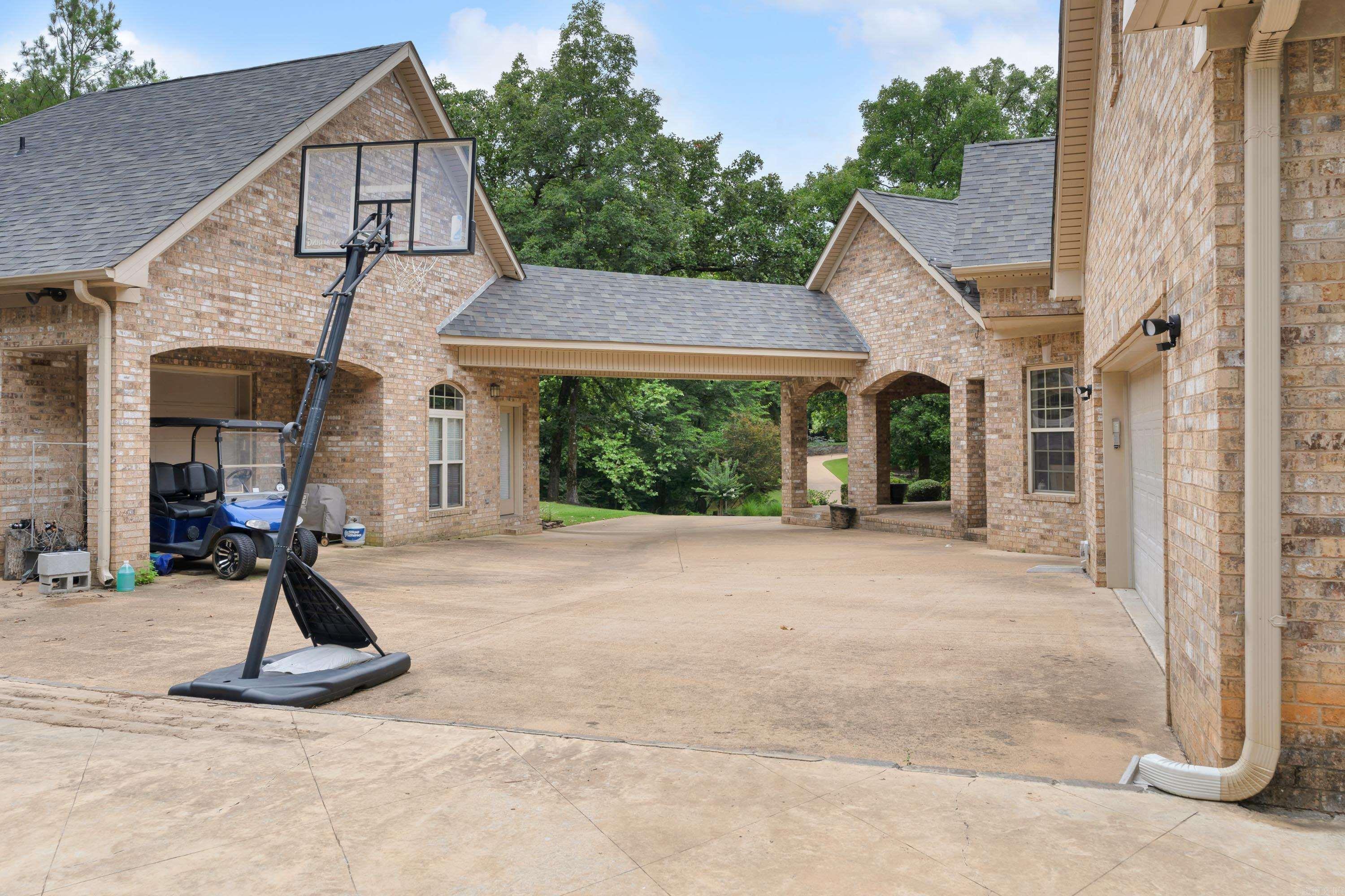 1312  Stone Creek  Jonesboro, AR
