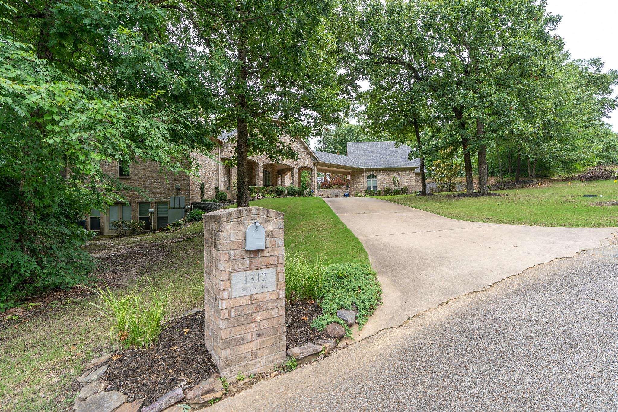 1312  Stone Creek  Jonesboro, AR