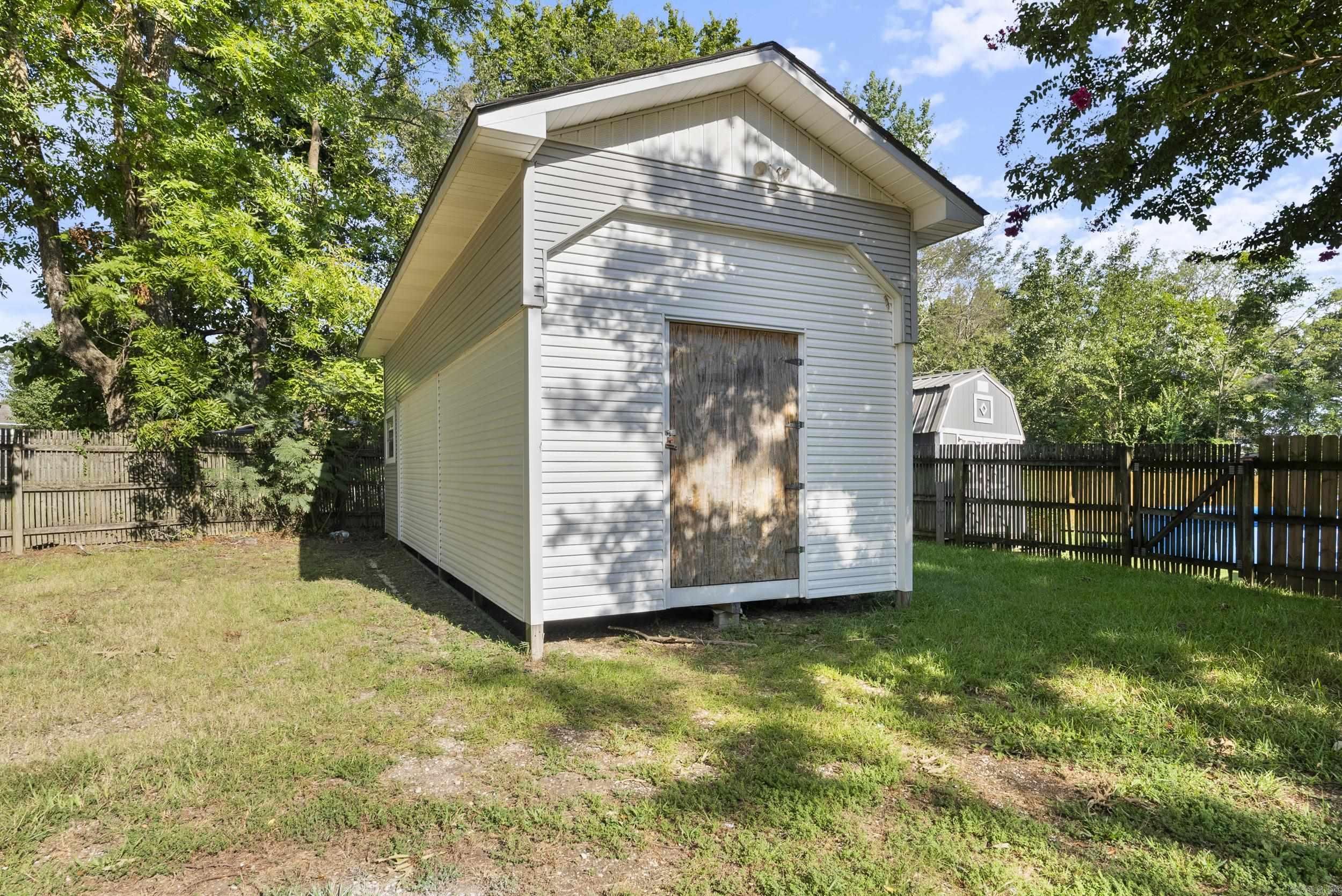1110  Henry  Benton, AR