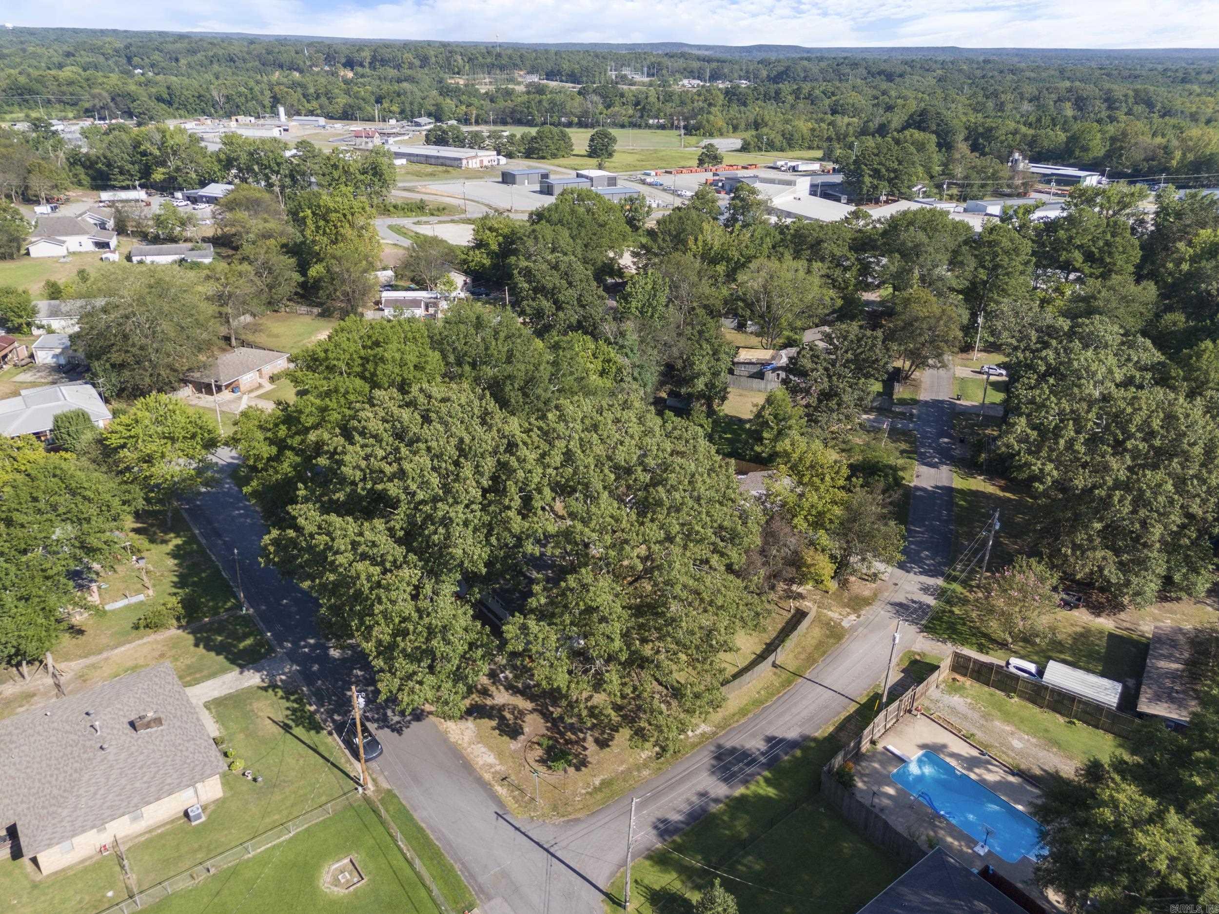 1110  Henry  Benton, AR