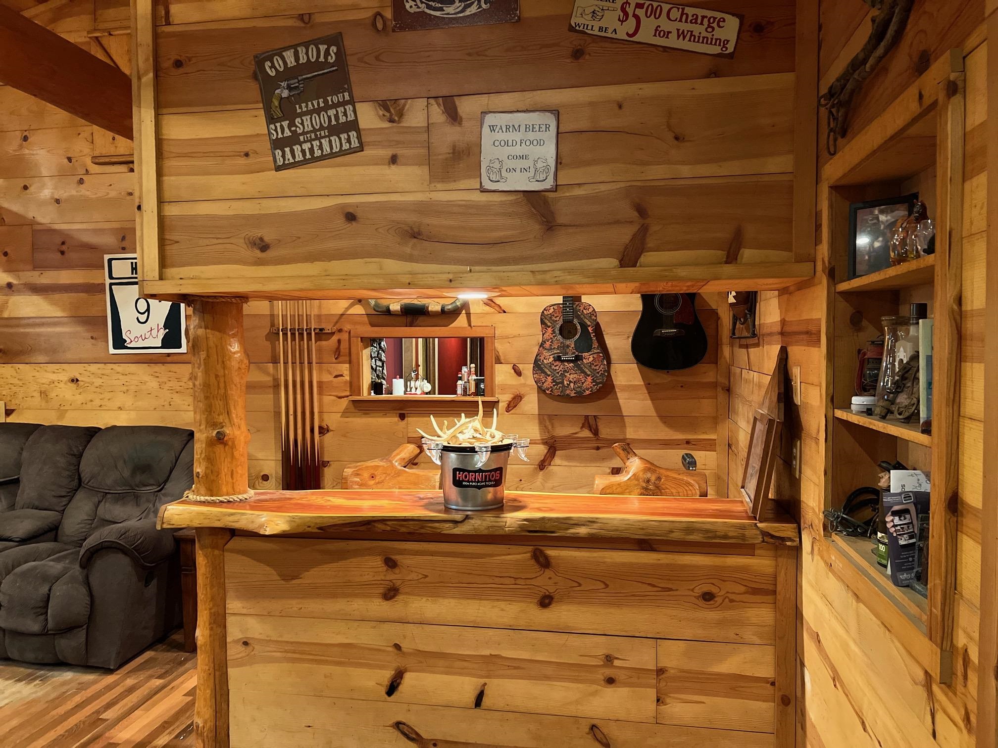 652  Oliver  Mountain View, AR