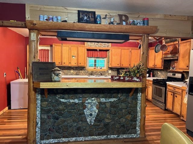652  Oliver  Mountain View, AR