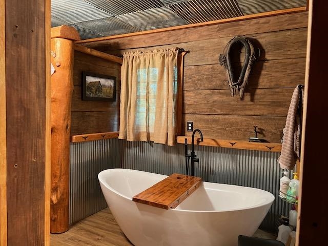 652  Oliver  Mountain View, AR