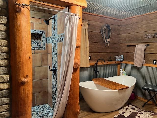 652  Oliver  Mountain View, AR