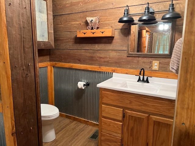 652  Oliver  Mountain View, AR